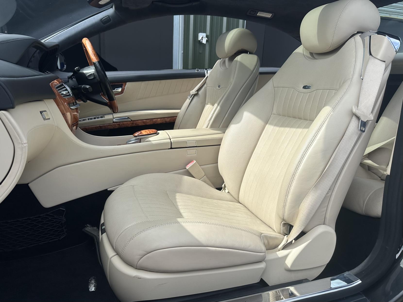 Mercedes-Benz CL 5.5 CL600 Coupe 2dr Petrol Automatic (340 g/km, 517 bhp)