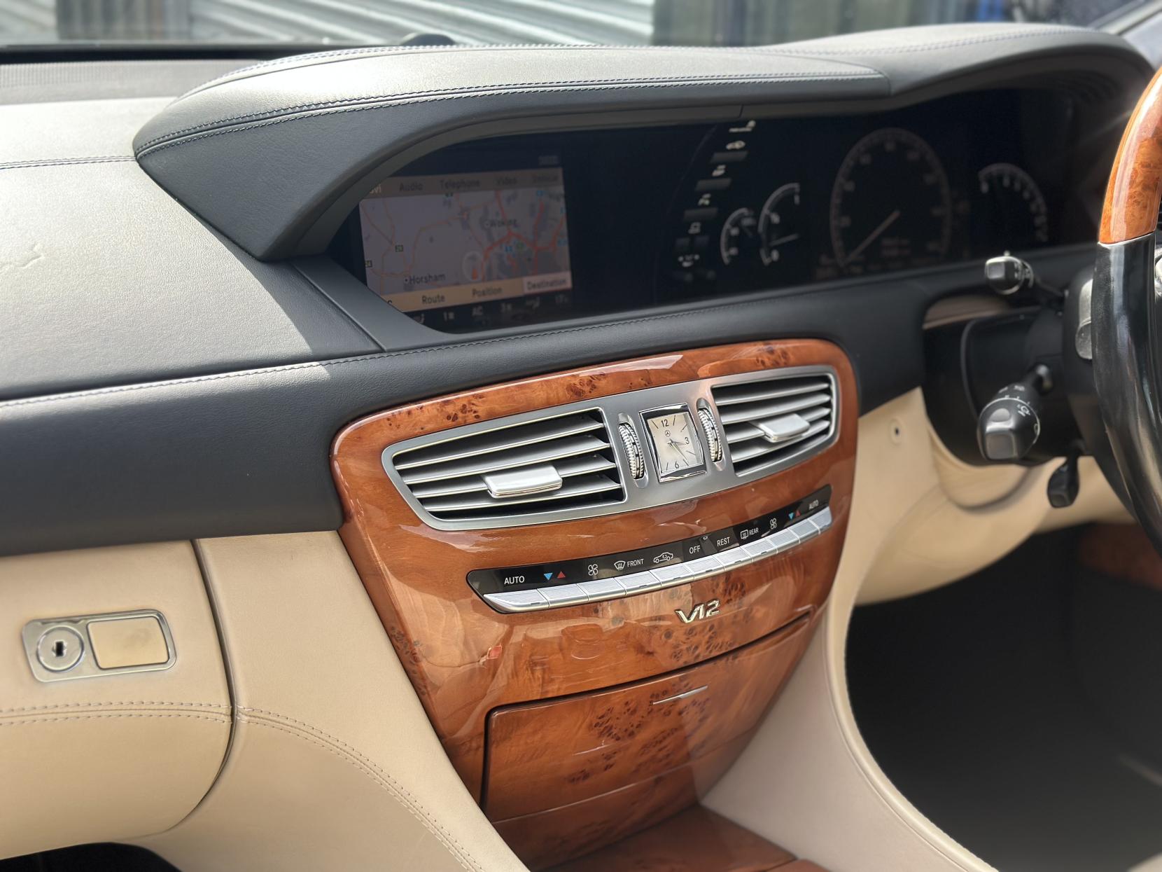 Mercedes-Benz CL 5.5 CL600 Coupe 2dr Petrol Automatic (340 g/km, 517 bhp)