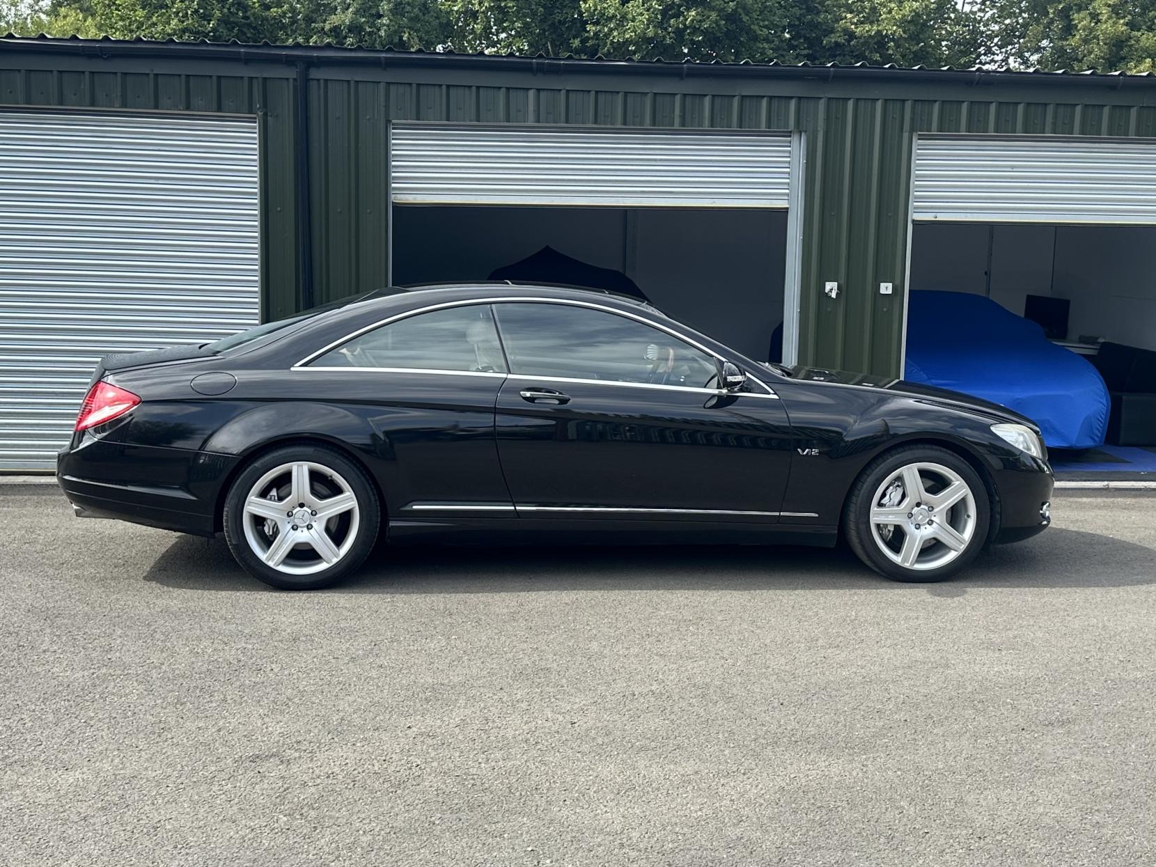 Mercedes-Benz CL 5.5 CL600 Coupe 2dr Petrol Automatic (340 g/km, 517 bhp)