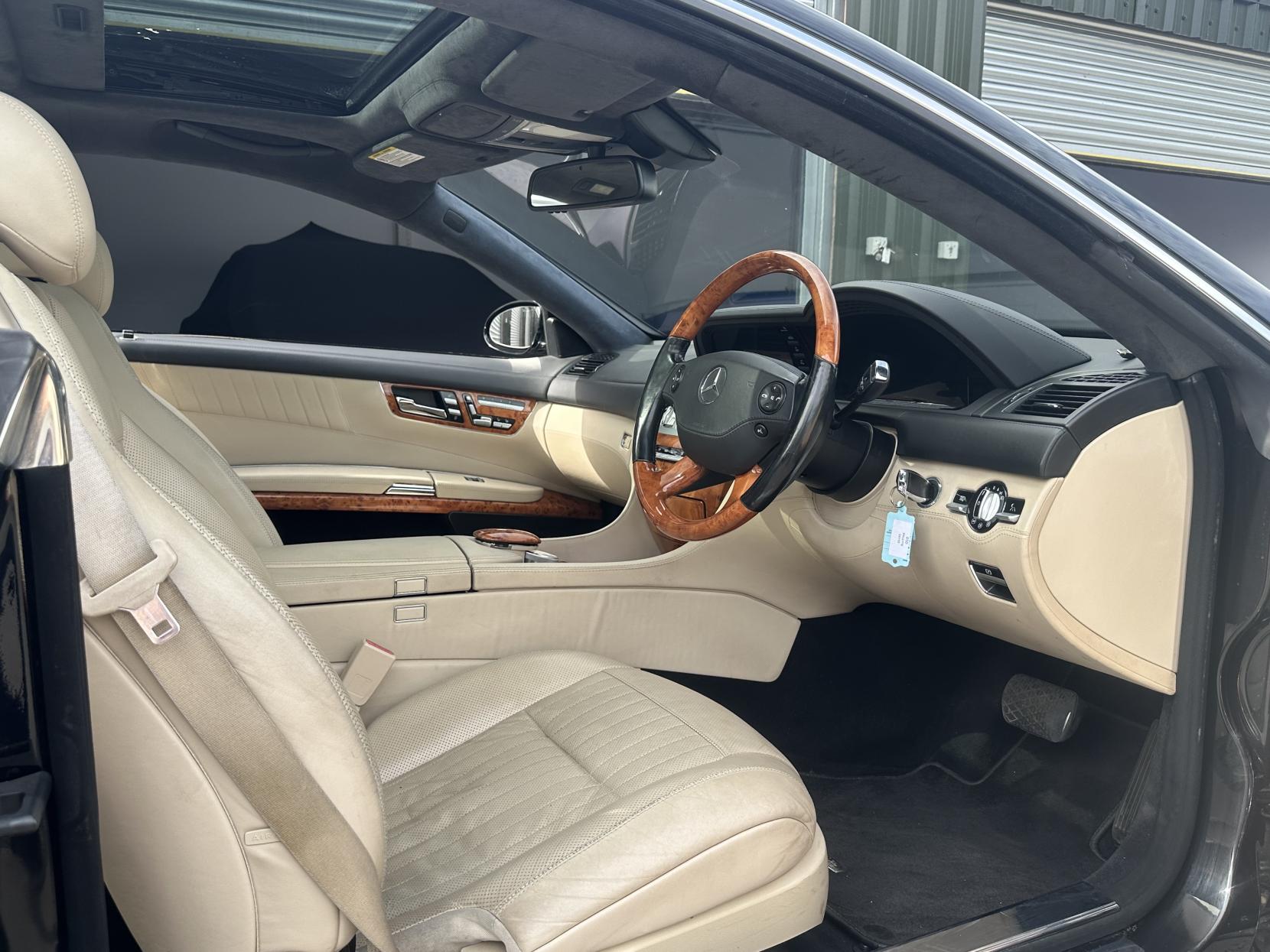 Mercedes-Benz CL 5.5 CL600 Coupe 2dr Petrol Automatic (340 g/km, 517 bhp)