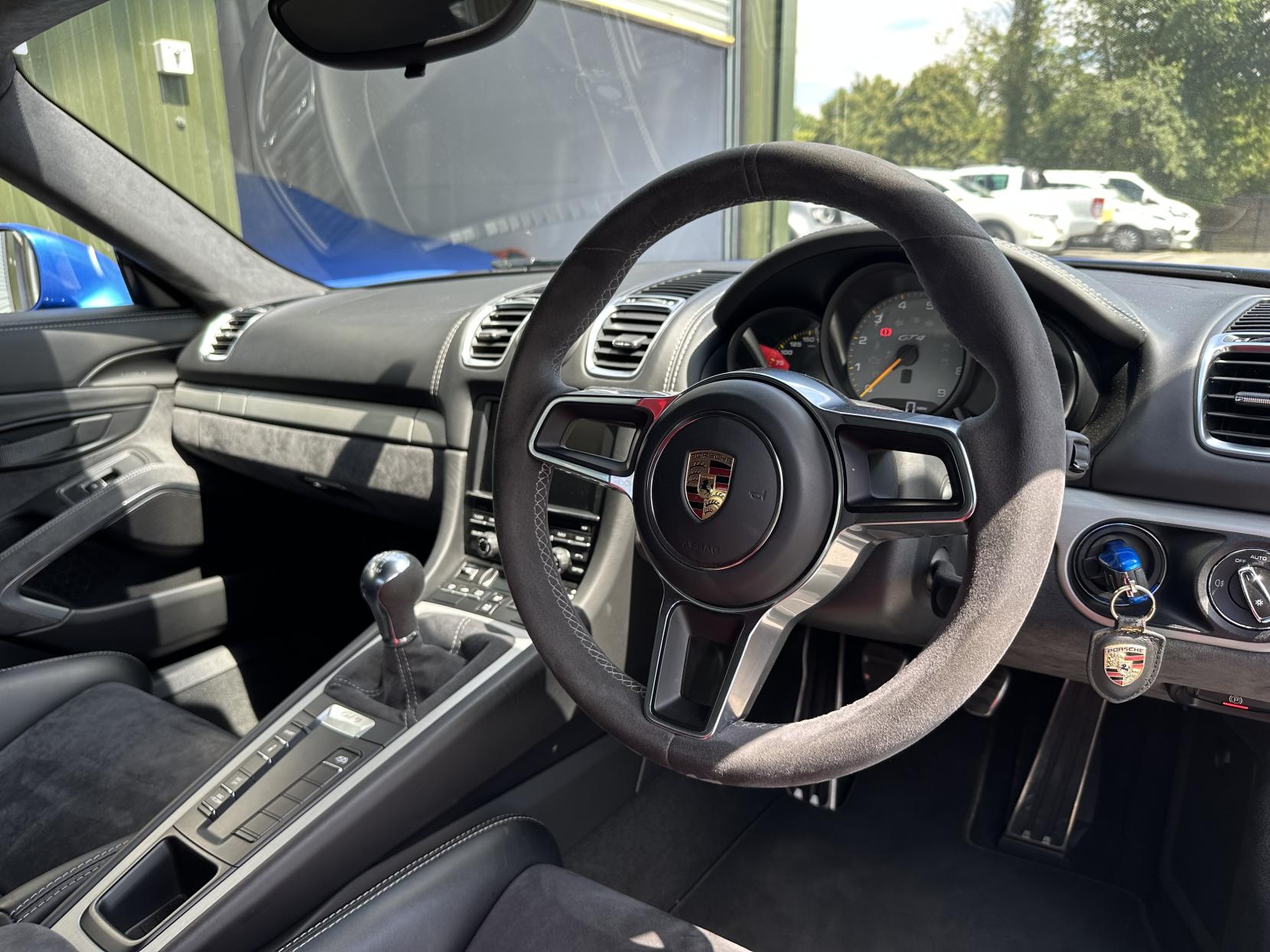 Porsche Cayman 3.8 981 GT4 Coupe 2dr Petrol Manual Euro 6 (385 ps)