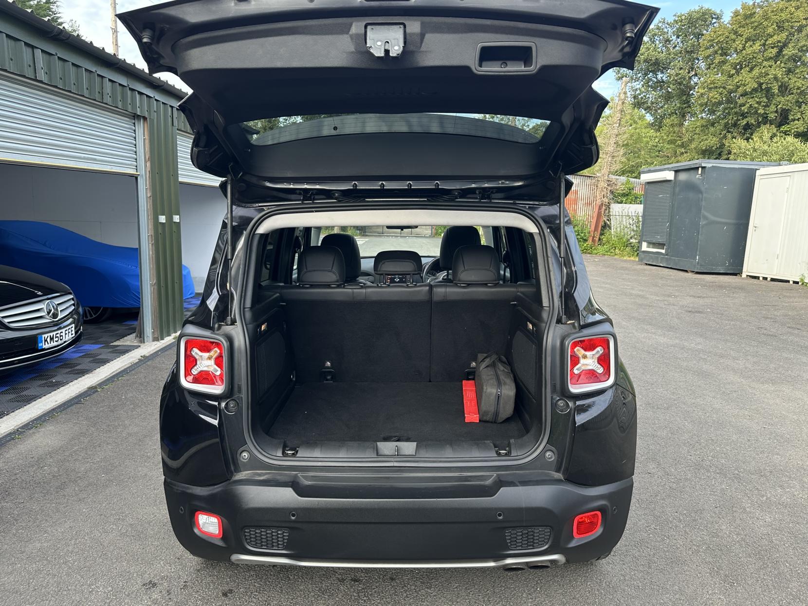 Jeep Renegade 1.4T MultiAirII Limited SUV 5dr Petrol DDCT Euro 6 (s/s) (140 ps)
