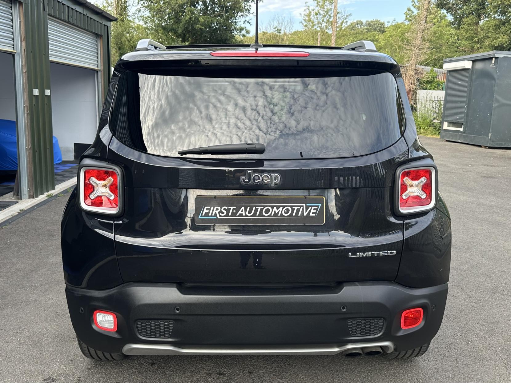 Jeep Renegade 1.4T MultiAirII Limited SUV 5dr Petrol DDCT Euro 6 (s/s) (140 ps)