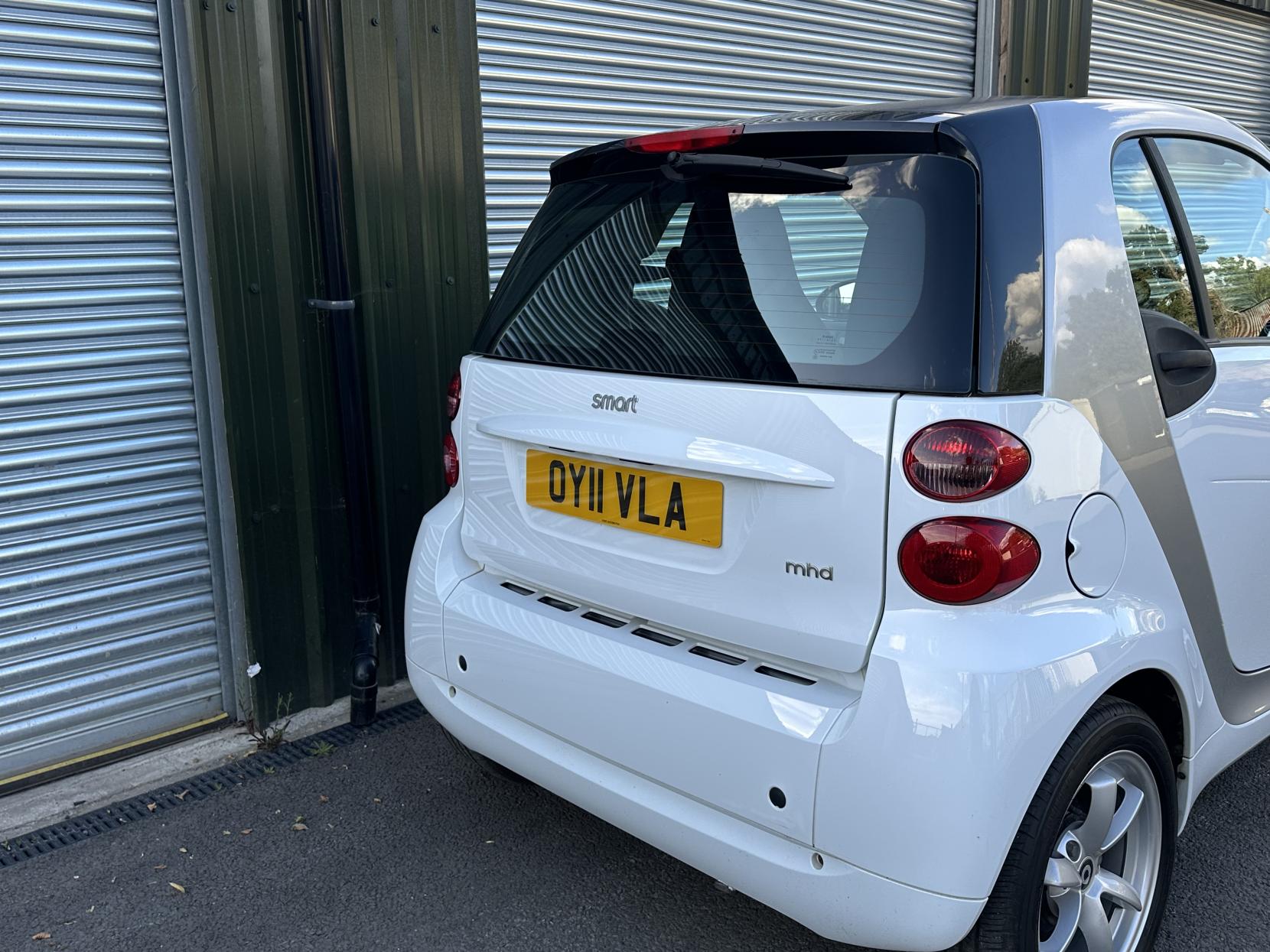 Smart fortwo 1.0 MHD Passion Coupe 2dr Petrol SoftTouch Euro 5 (s/s) (71 bhp)