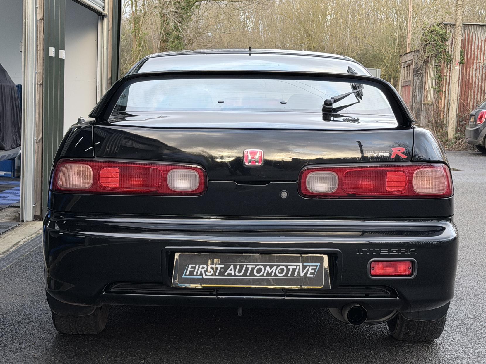 Honda Integra 1.8 Type R Coupe 2dr Petrol Manual (208 g/km, 188 bhp)