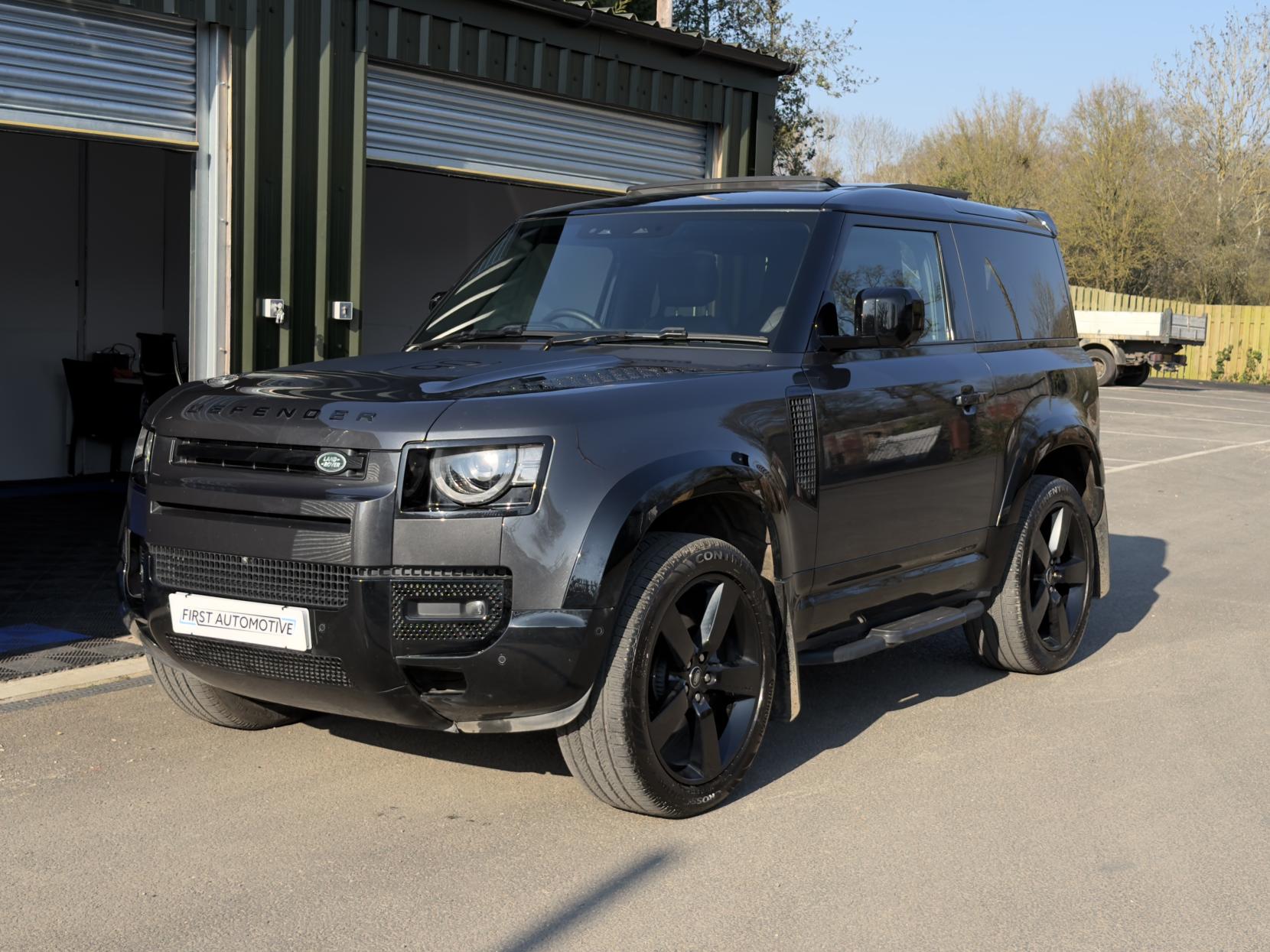 Land Rover Defender 90 3.0 D250 MHEV X-Dynamic HSE SUV 3dr Diesel Auto 4WD Euro 6 (s/s) (250 ps)