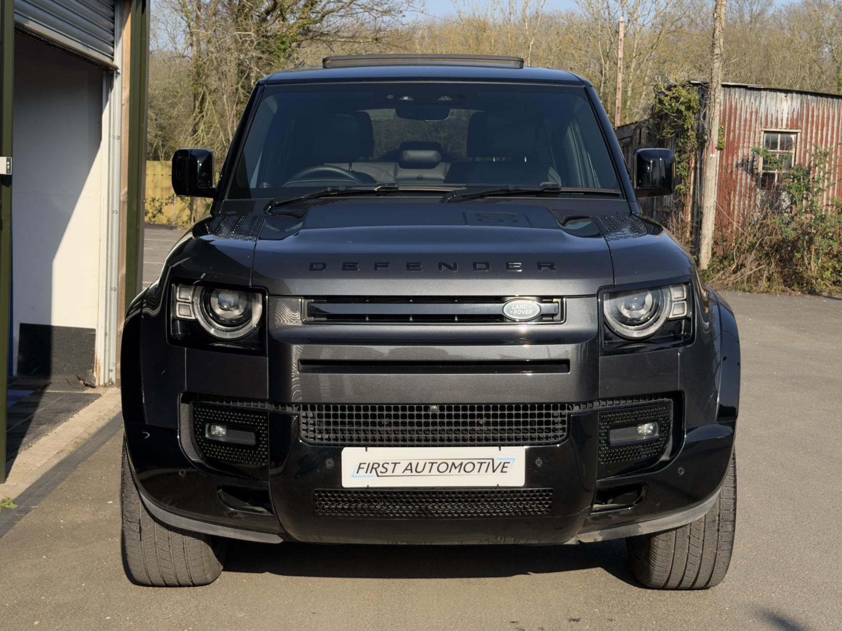 Land Rover Defender 90 3.0 D250 MHEV X-Dynamic HSE SUV 3dr Diesel Auto 4WD Euro 6 (s/s) (250 ps)