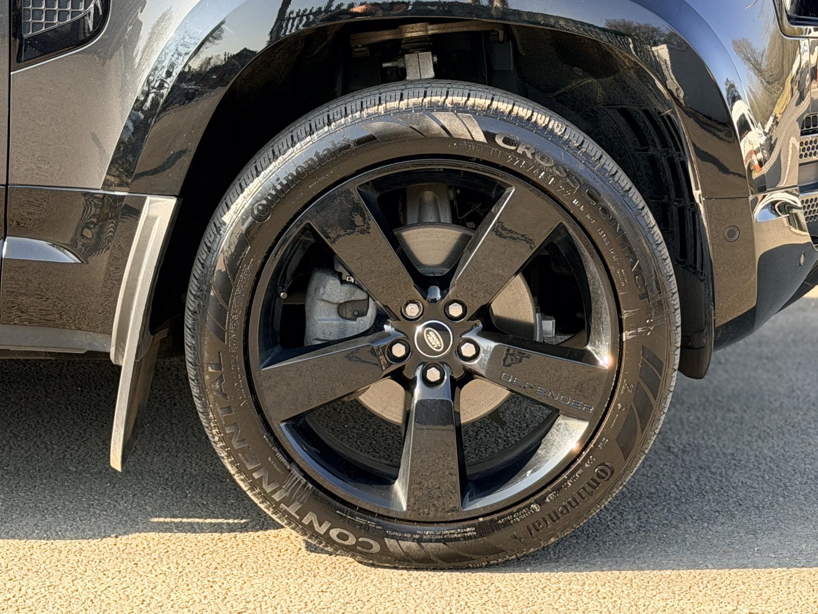 Land Rover Defender 90 3.0 D250 MHEV X-Dynamic HSE SUV 3dr Diesel Auto 4WD Euro 6 (s/s) (250 ps)