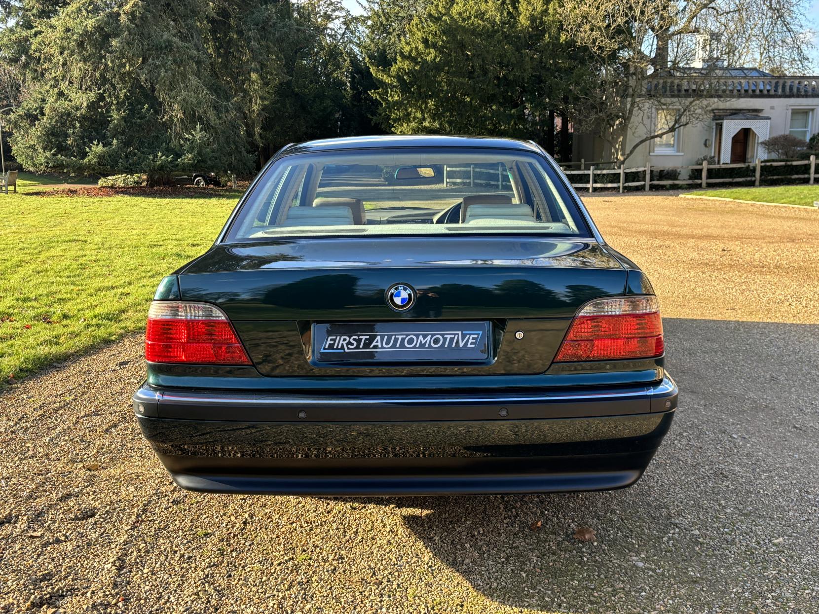 BMW 7 Series 3.0 730i Saloon 4dr Petrol Automatic (218 bhp)