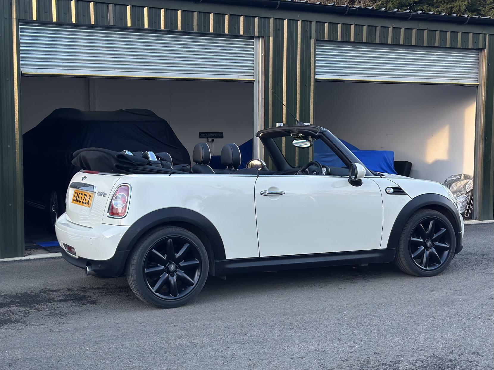 MINI Convertible 1.6 Cooper Convertible 2dr Petrol Manual Euro 6 (s/s) (122 ps)