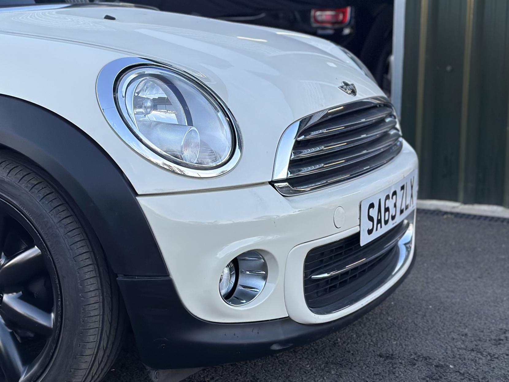 MINI Convertible 1.6 Cooper Convertible 2dr Petrol Manual Euro 6 (s/s) (122 ps)