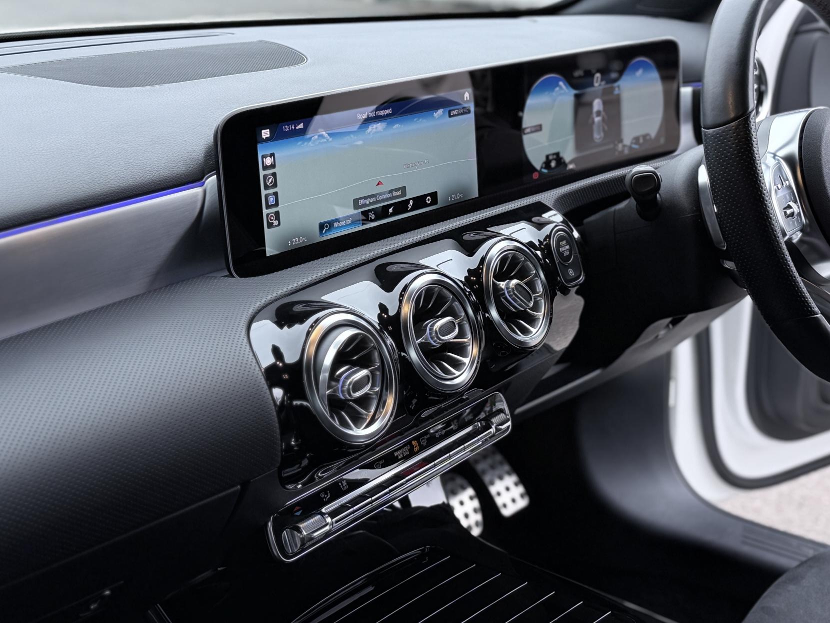 Mercedes-Benz A Class 2.0 A250 AMG Line (Premium) Hatchback 5dr Petrol 7G-DCT Euro 6 (s/s) (224 ps)