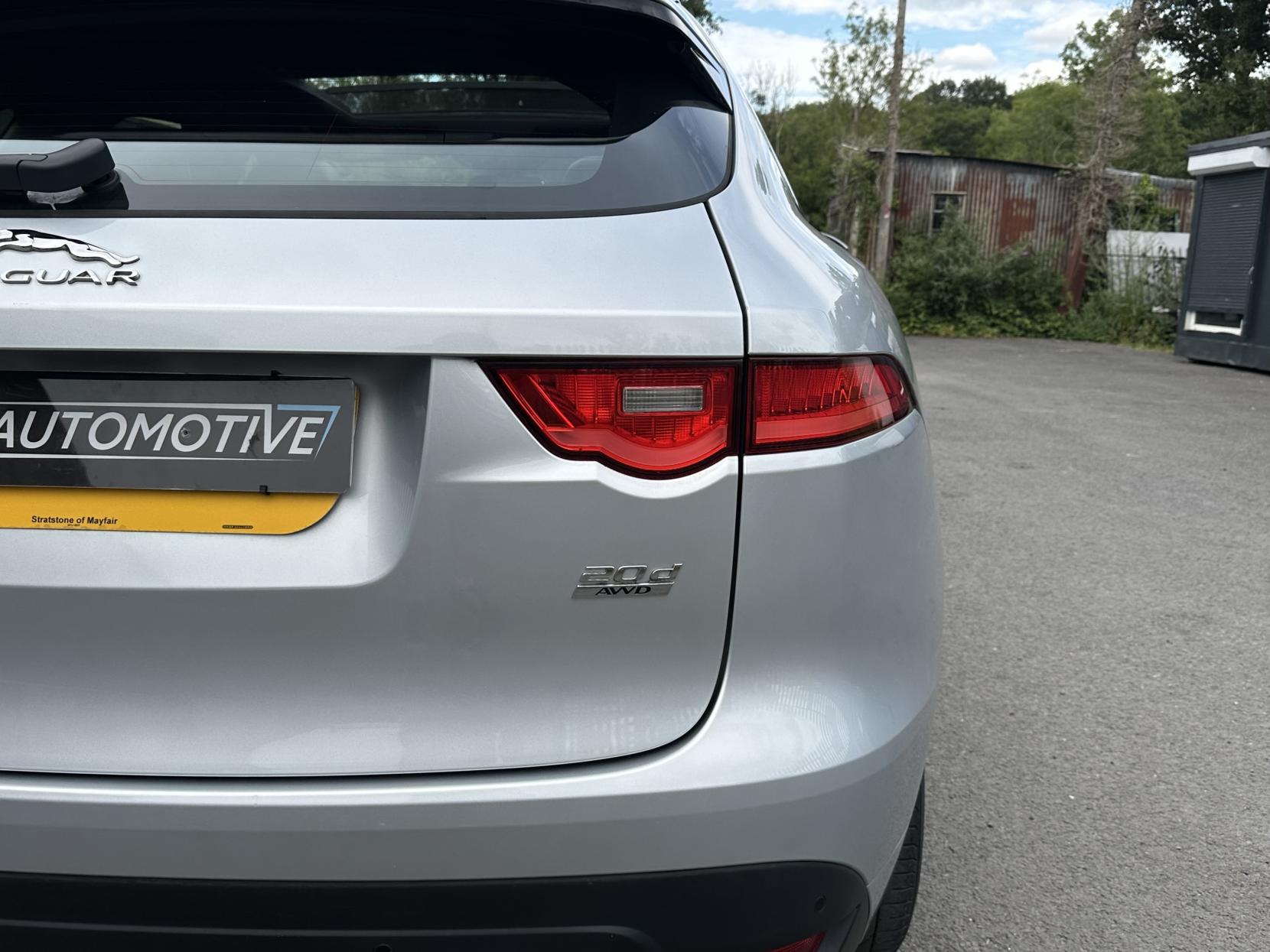 Jaguar F-PACE 2.0 D180 R-Sport SUV 5dr Diesel Auto AWD Euro 6 (s/s) (180 ps)