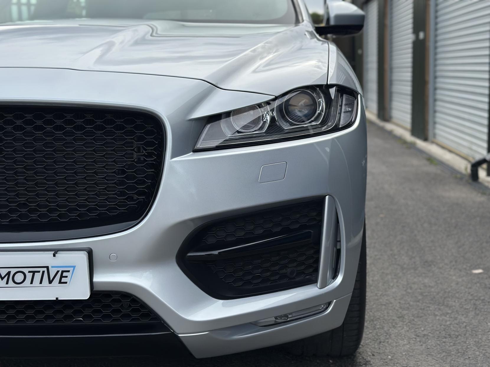 Jaguar F-PACE 2.0 D180 R-Sport SUV 5dr Diesel Auto AWD Euro 6 (s/s) (180 ps)