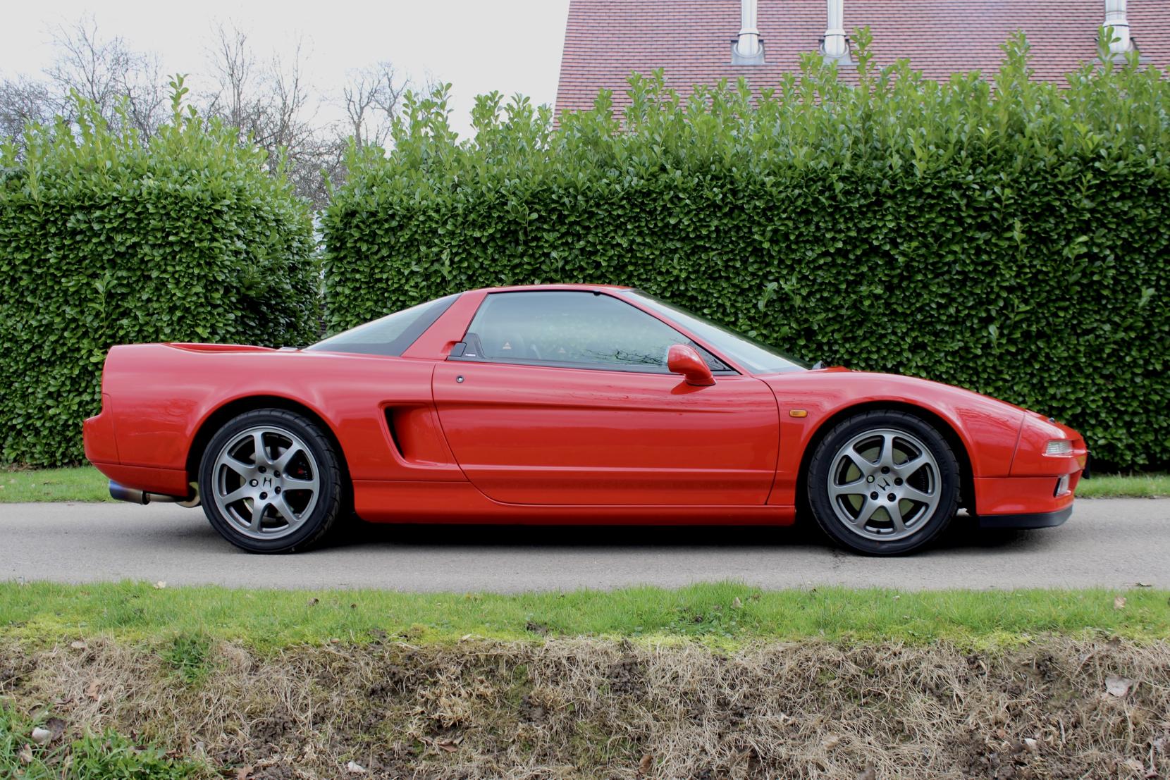Honda NSX 3.2 Coupe 2dr Petrol Manual (cruise control) (285 g/km, 277 bhp)