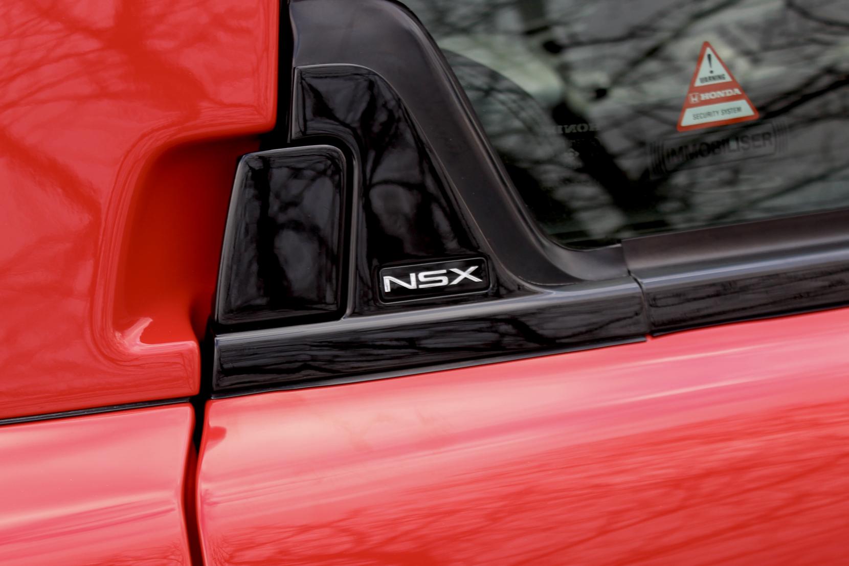 Honda NSX 3.2 Coupe 2dr Petrol Manual (cruise control) (285 g/km, 277 bhp)