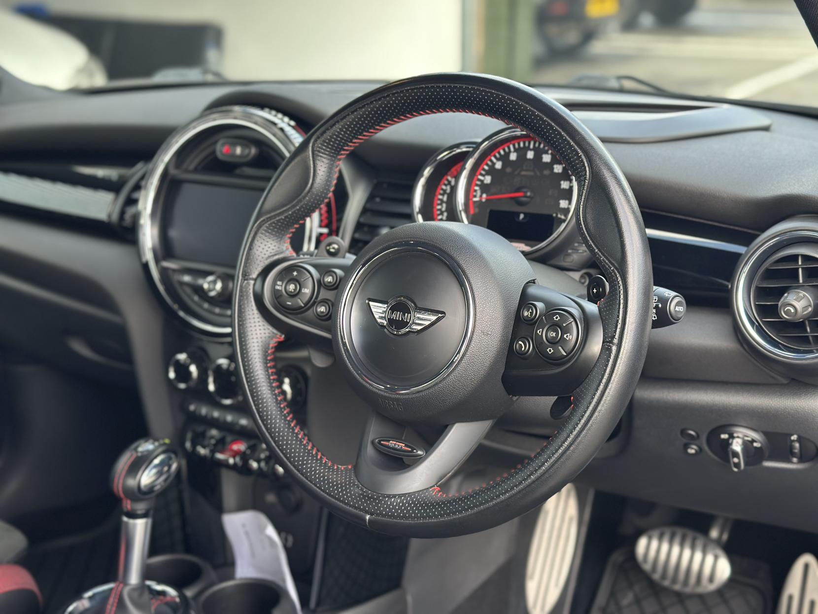 MINI Hatch 2.0 John Cooper Works Hatchback 3dr Petrol Auto Euro 6 (s/s) (231 ps)