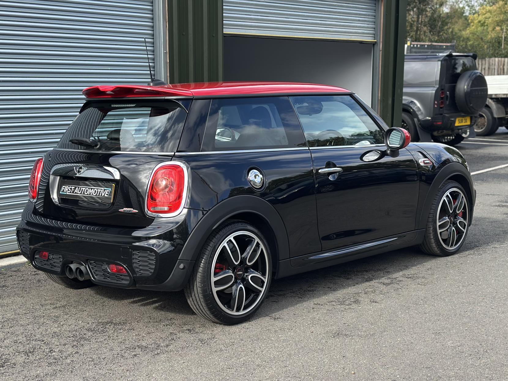 MINI Hatch 2.0 John Cooper Works Hatchback 3dr Petrol Auto Euro 6 (s/s) (231 ps)