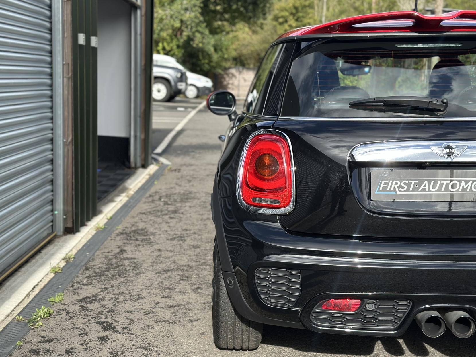 MINI Hatch 2.0 John Cooper Works Hatchback 3dr Petrol Auto Euro 6 (s/s) (231 ps)