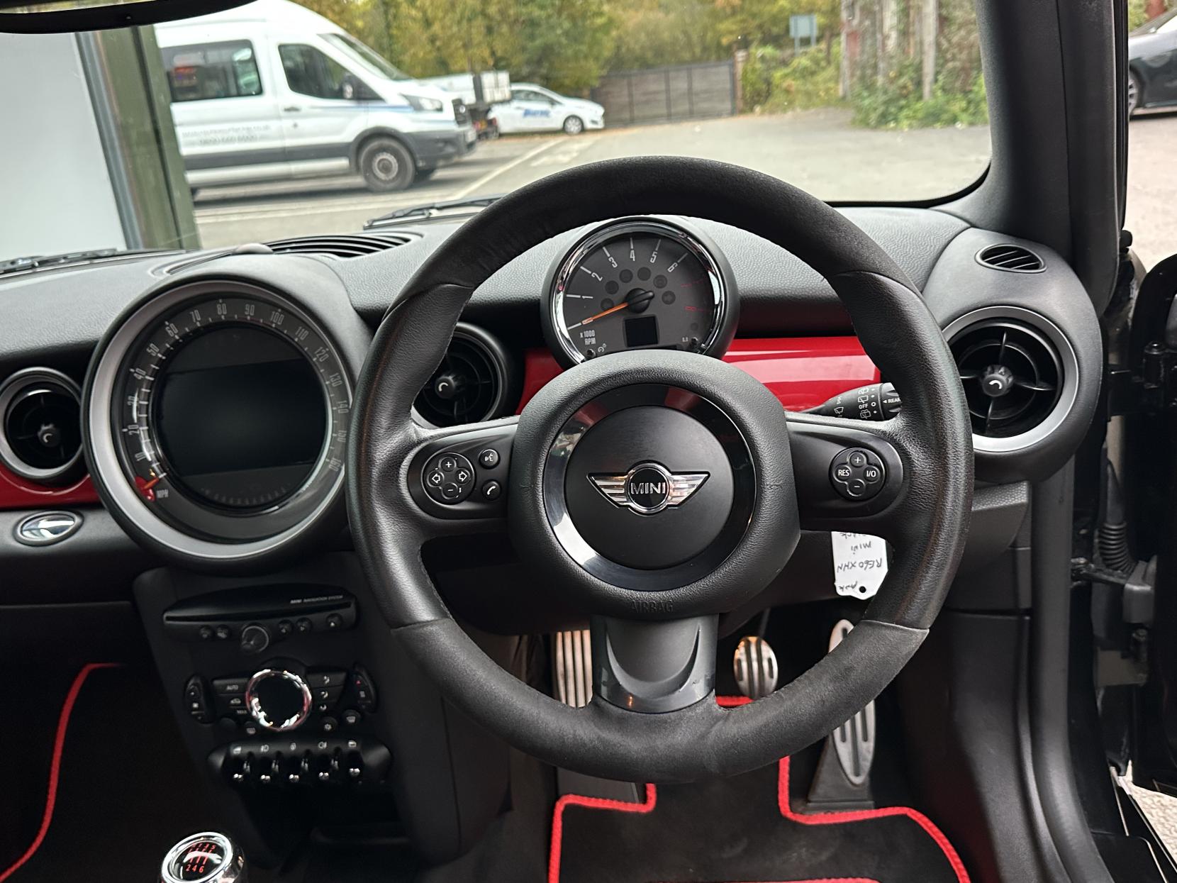 MINI Hatch 1.6 John Cooper Works Hatchback 3dr Petrol Manual Euro 5 (211 ps)