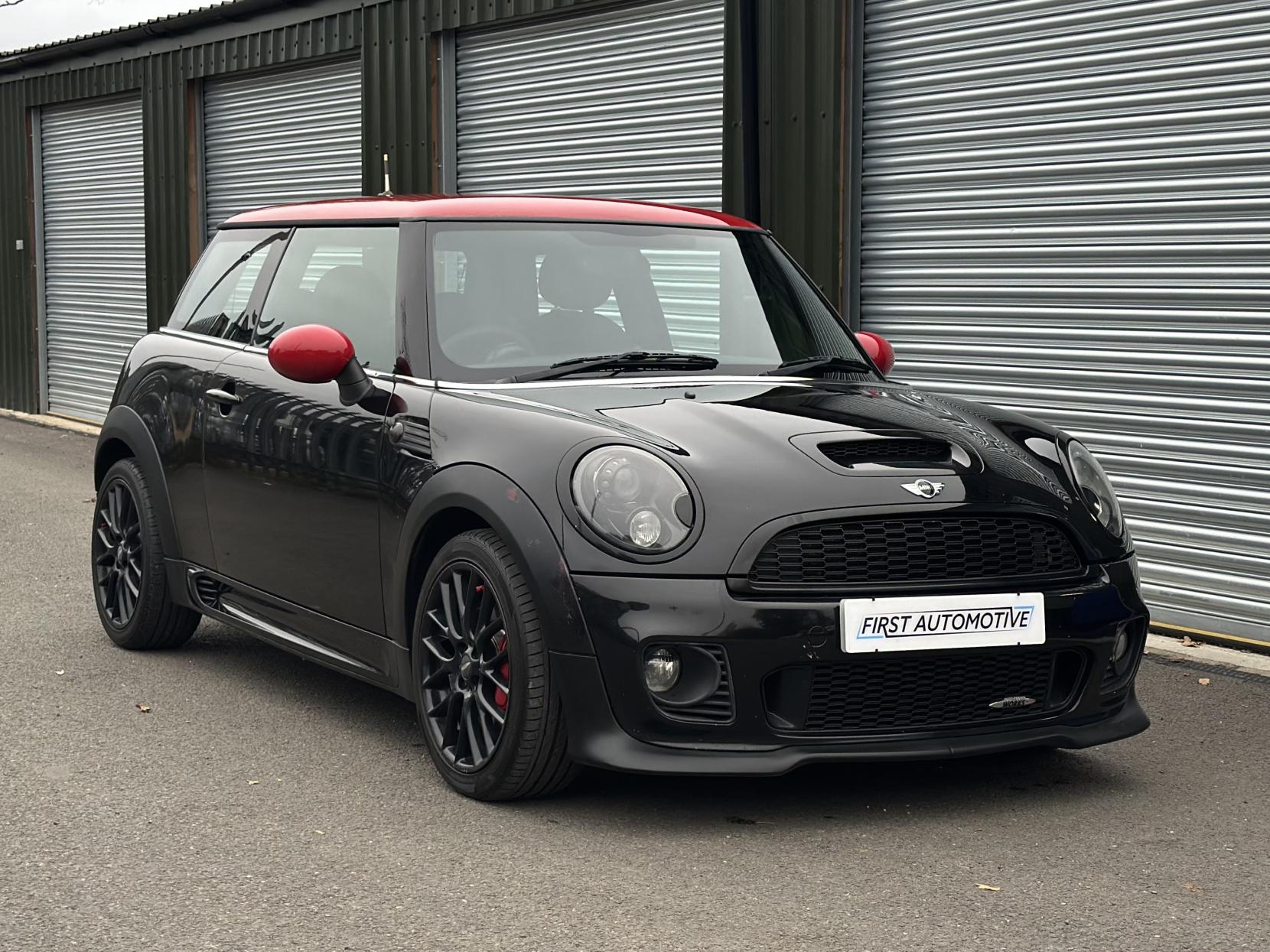 MINI Hatch 1.6 John Cooper Works Hatchback 3dr Petrol Manual Euro 5 (211 ps)