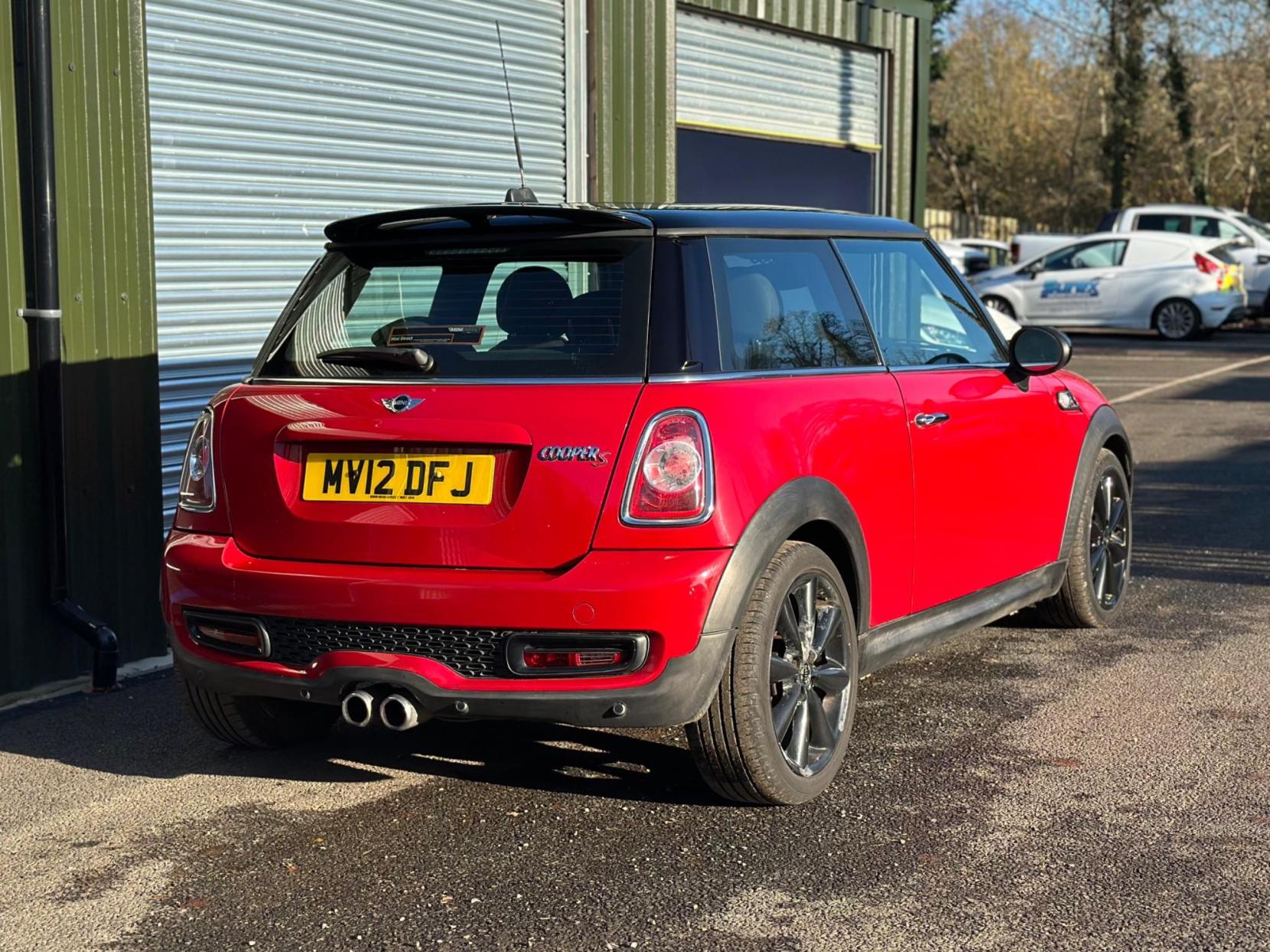 MINI Hatch 1.6 Cooper S Euro 5 (s/s) 3dr