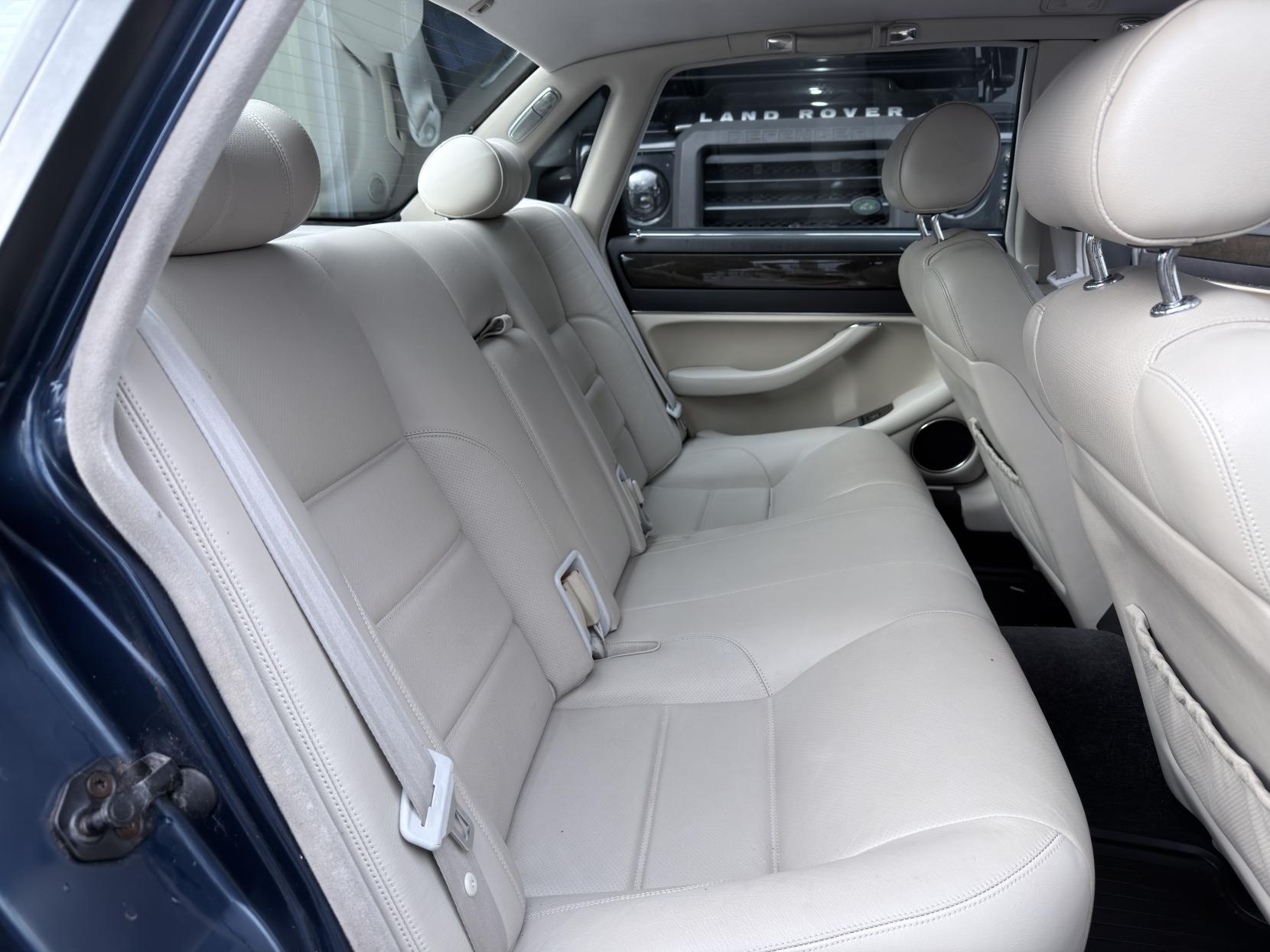 Jaguar XJR 4.0 Saloon 4dr Petrol Manual (322 bhp)