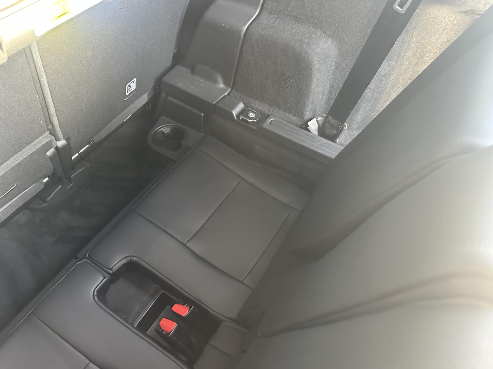 Land Rover Discovery Sport 2.0 TD4 Landmark SUV 5dr Diesel Auto 4WD Euro 6 (s/s) (180 ps)