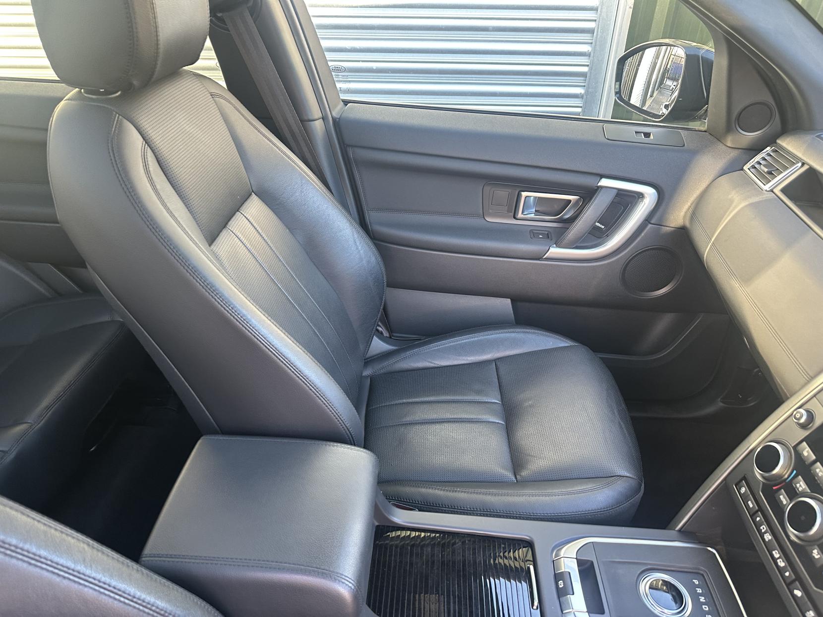 Land Rover Discovery Sport 2.0 TD4 Landmark SUV 5dr Diesel Auto 4WD Euro 6 (s/s) (180 ps)