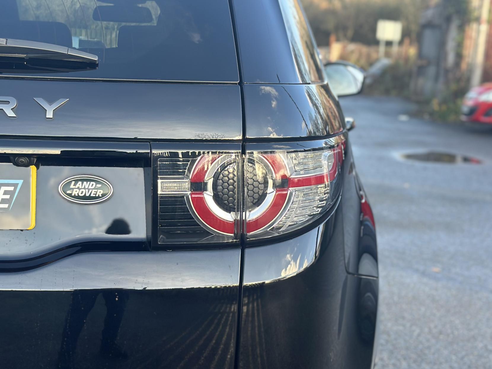 Land Rover Discovery Sport 2.0 TD4 Landmark SUV 5dr Diesel Auto 4WD Euro 6 (s/s) (180 ps)