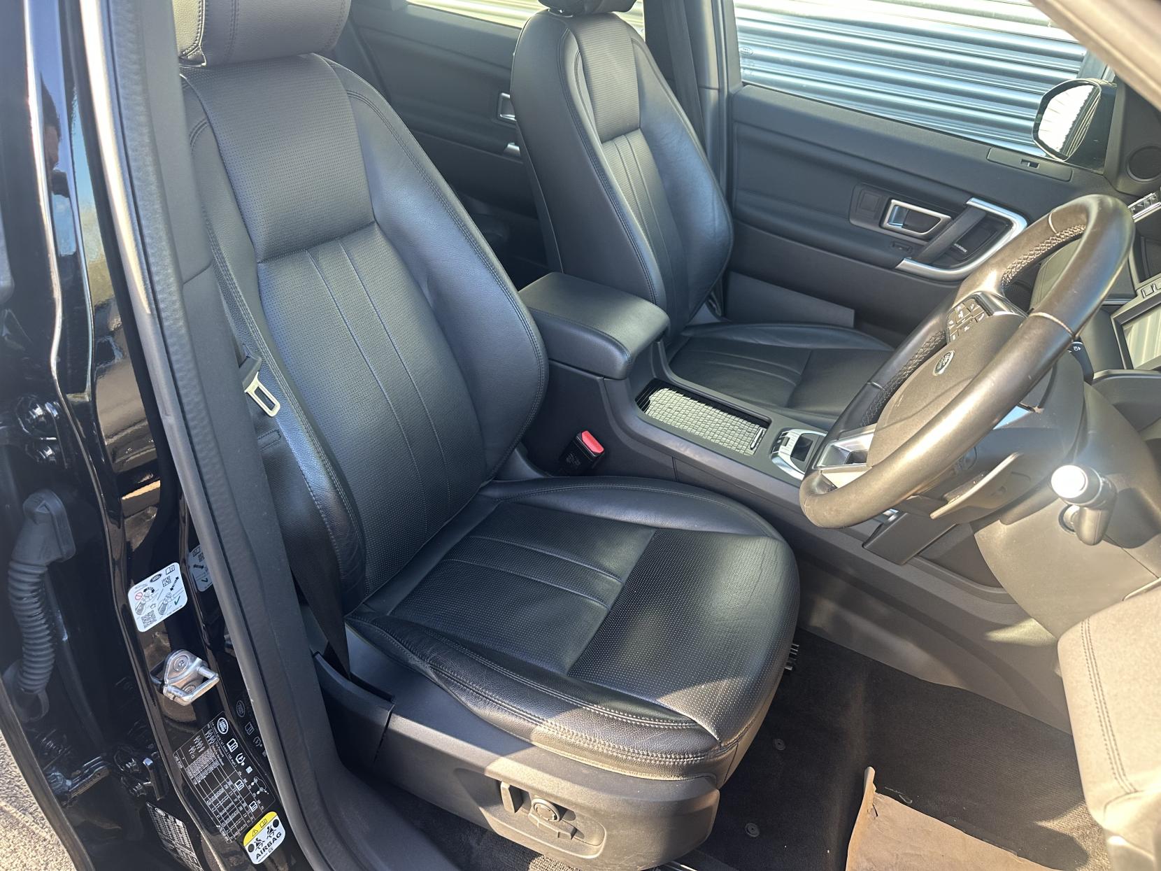 Land Rover Discovery Sport 2.0 TD4 Landmark SUV 5dr Diesel Auto 4WD Euro 6 (s/s) (180 ps)