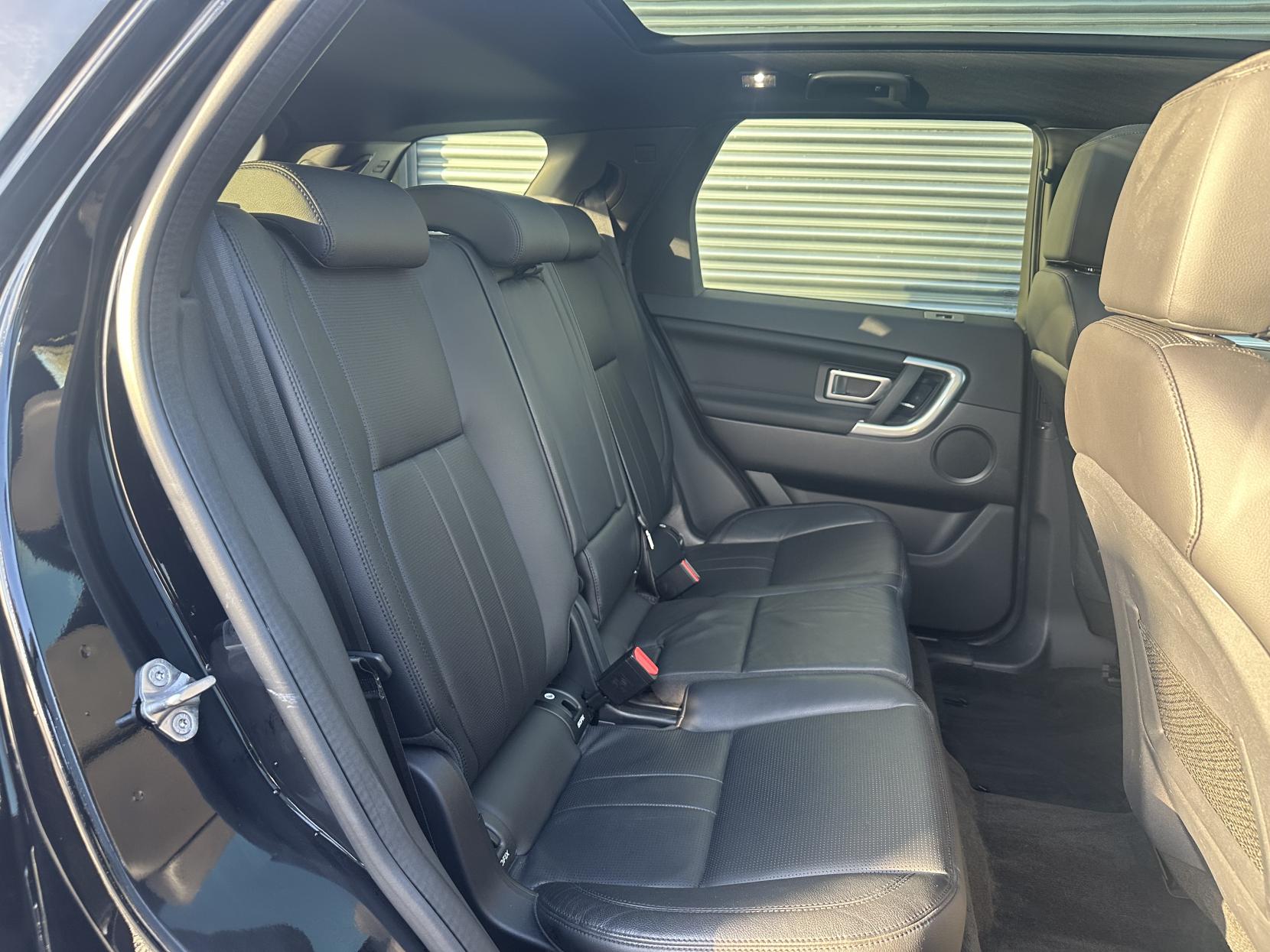 Land Rover Discovery Sport 2.0 TD4 Landmark SUV 5dr Diesel Auto 4WD Euro 6 (s/s) (180 ps)