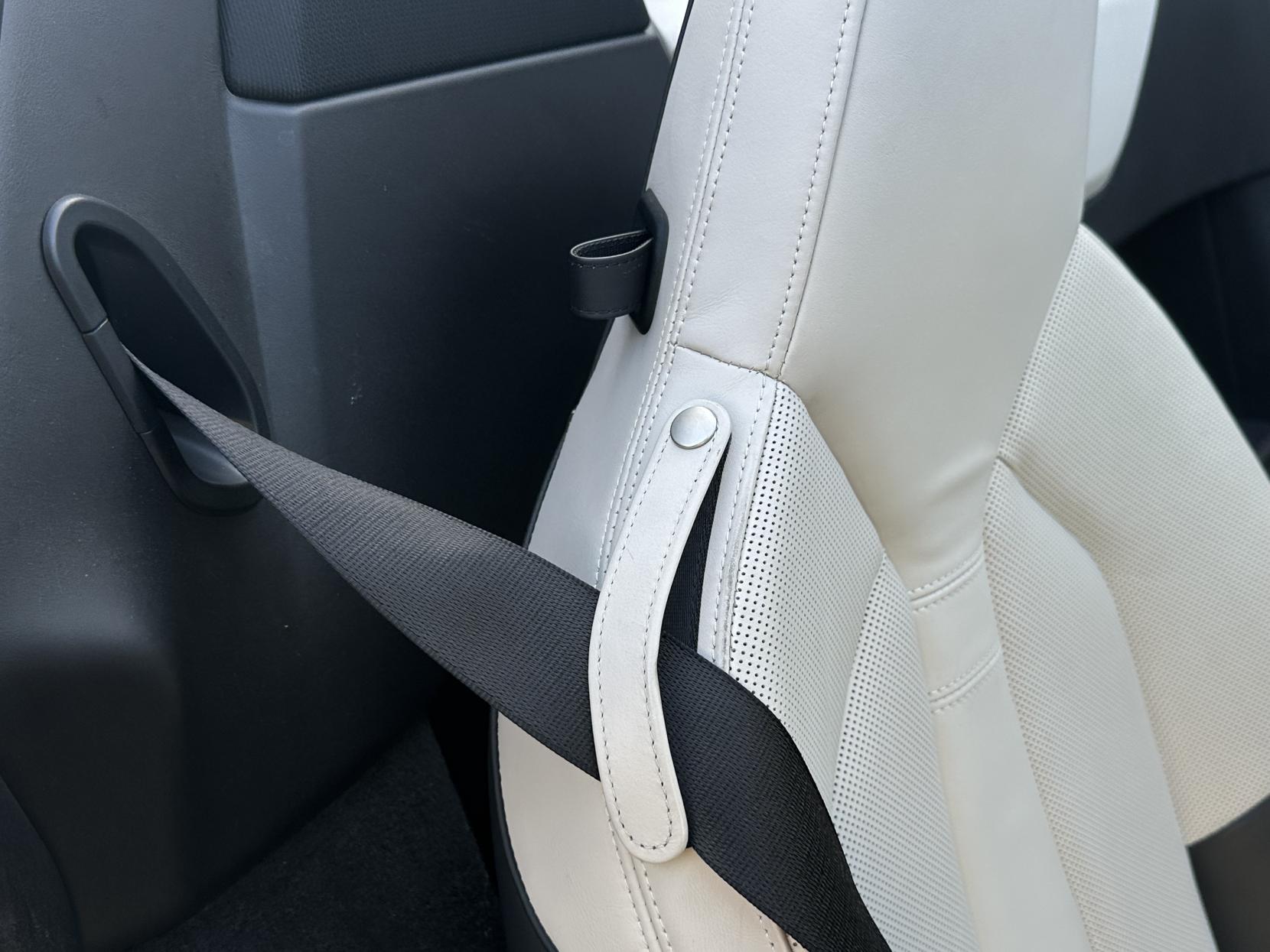 BMW i8 1.5 11.6kWh Roadster 2dr Petrol Plug-in Hybrid Auto 4WD Euro 6 (s/s) (374 ps)