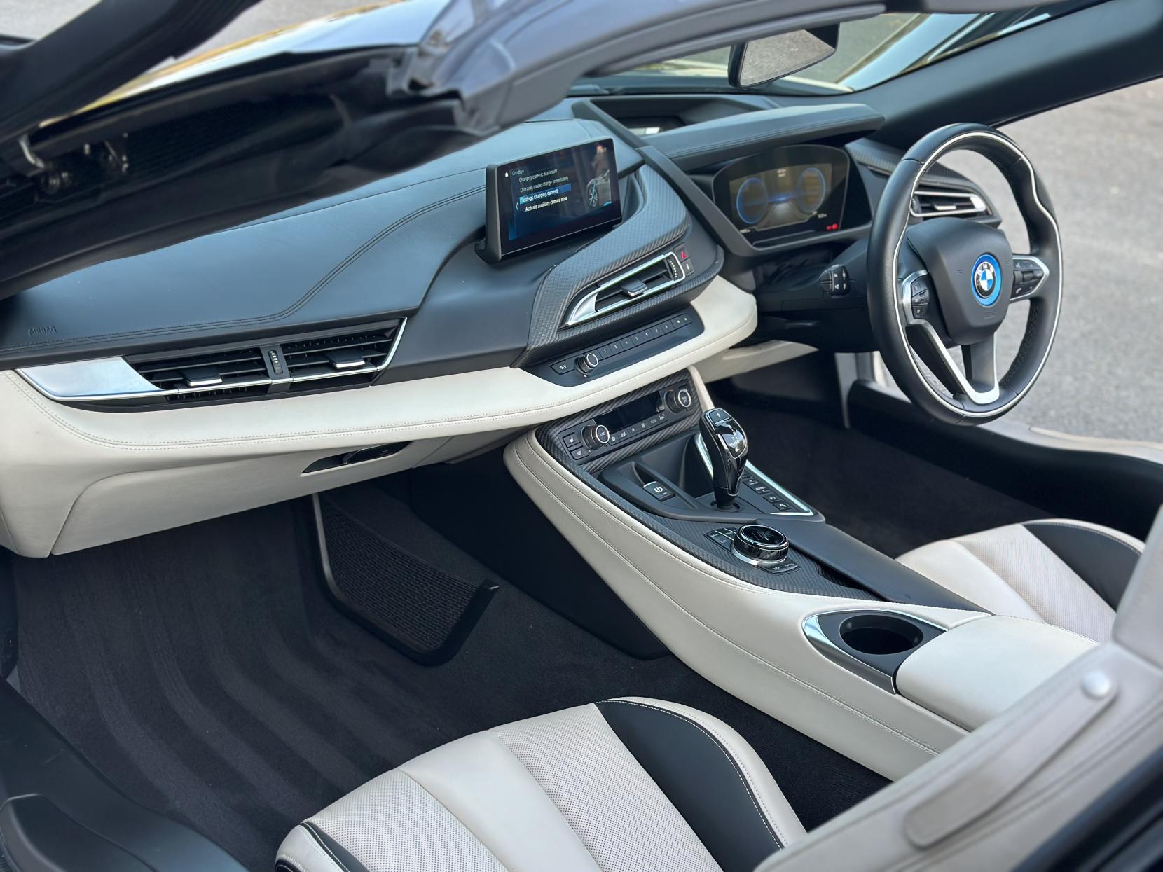 BMW i8 1.5 11.6kWh Roadster 2dr Petrol Plug-in Hybrid Auto 4WD Euro 6 (s/s) (374 ps)