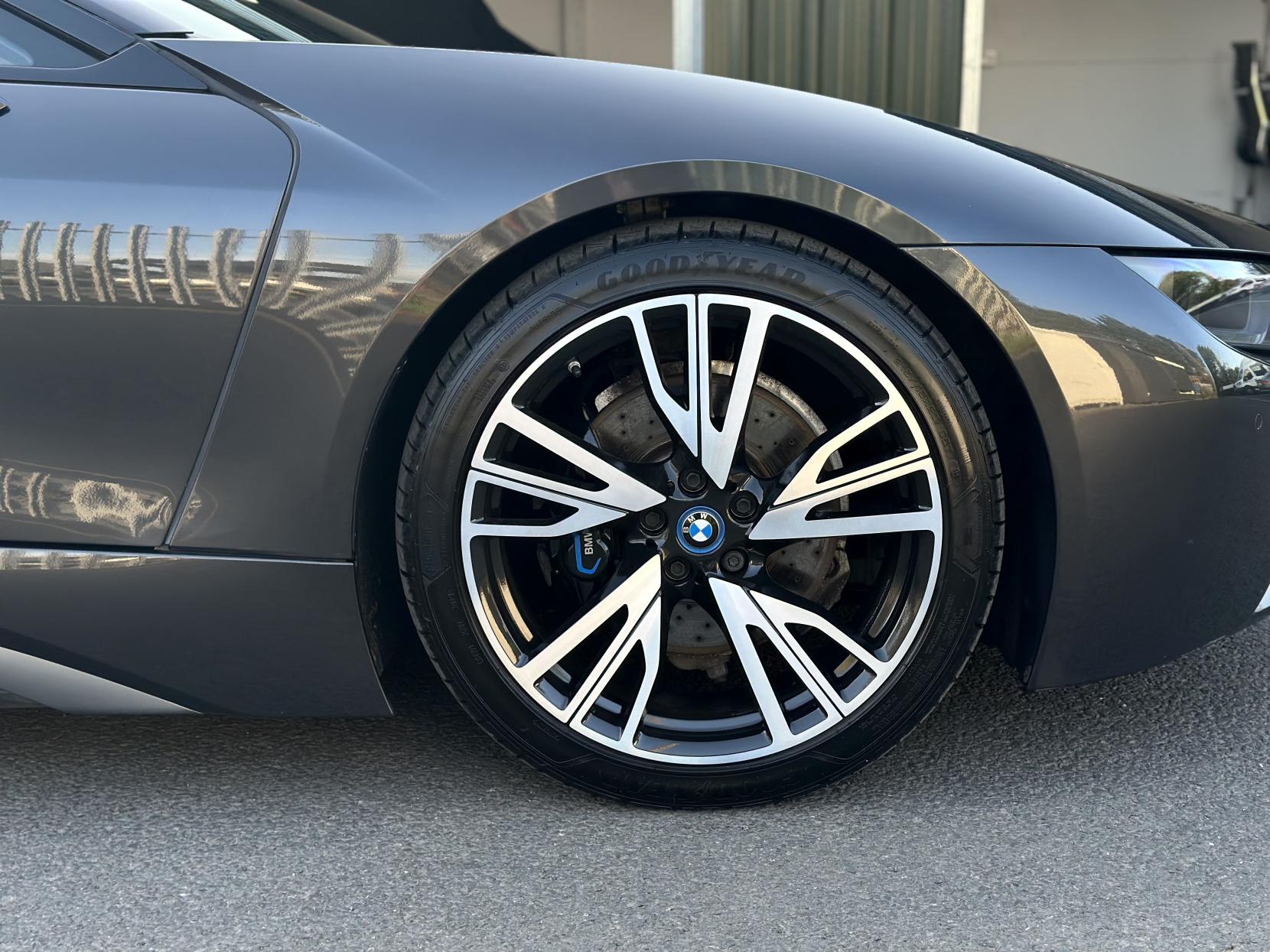BMW i8 1.5 11.6kWh Roadster 2dr Petrol Plug-in Hybrid Auto 4WD Euro 6 (s/s) (374 ps)