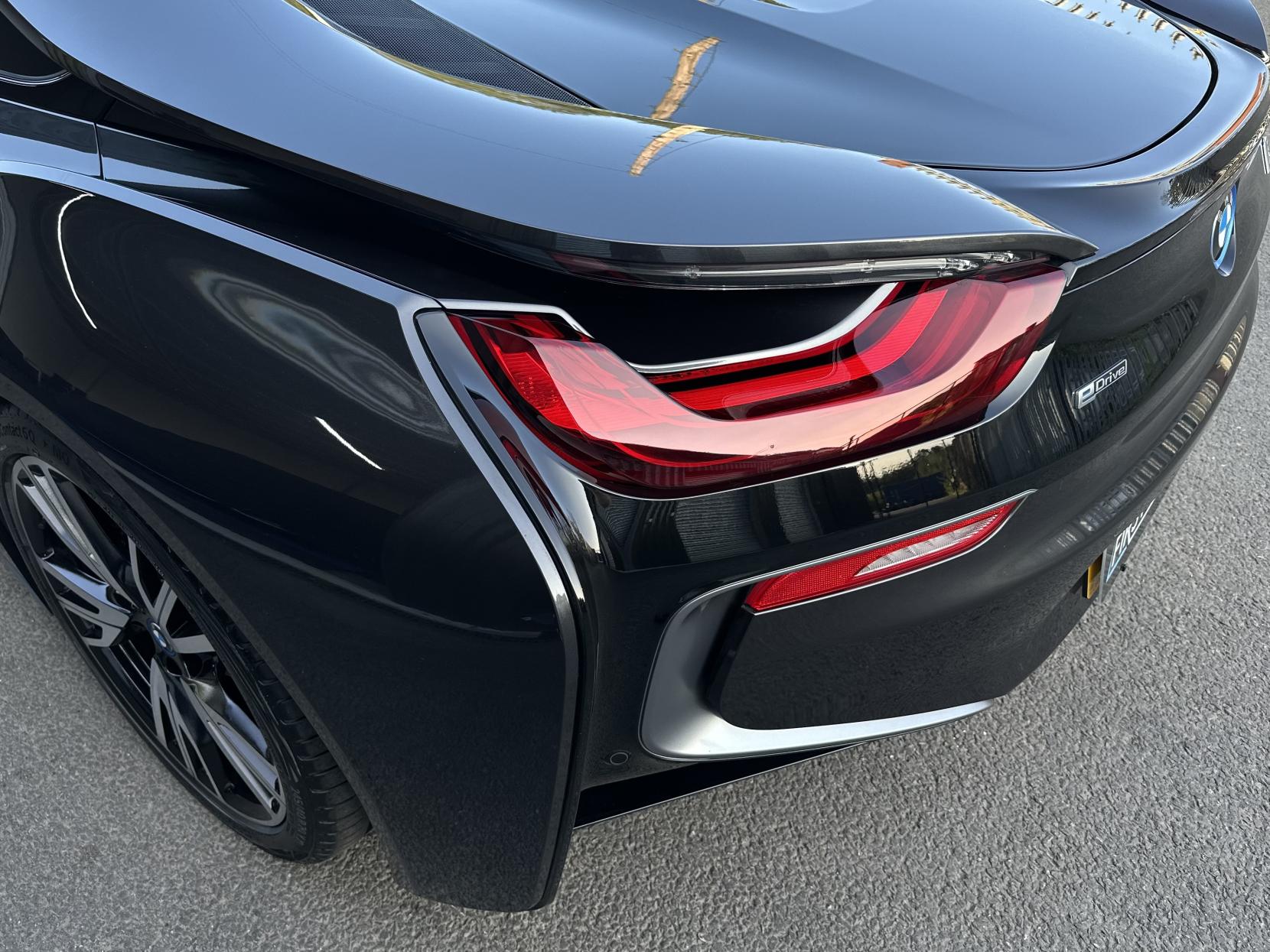 BMW i8 1.5 11.6kWh Roadster 2dr Petrol Plug-in Hybrid Auto 4WD Euro 6 (s/s) (374 ps)