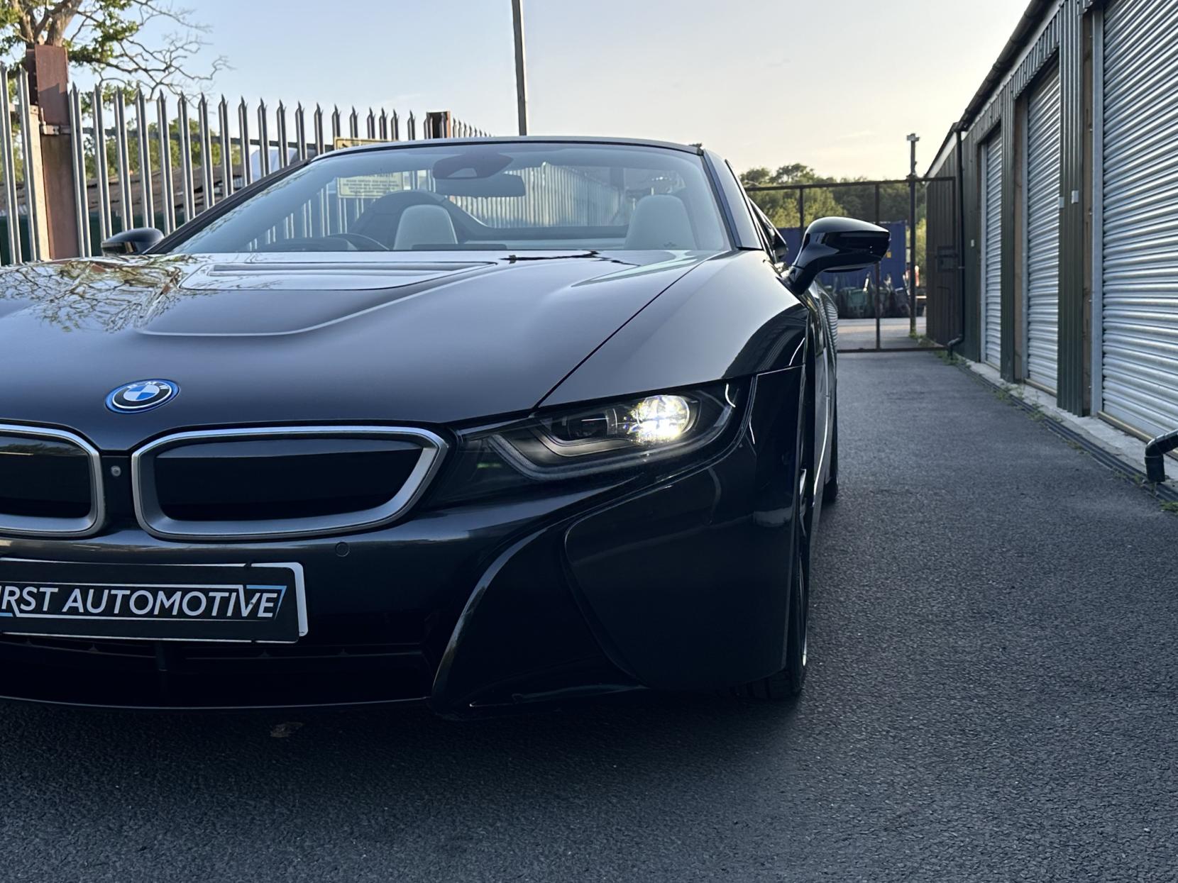 BMW i8 1.5 11.6kWh Roadster 2dr Petrol Plug-in Hybrid Auto 4WD Euro 6 (s/s) (374 ps)