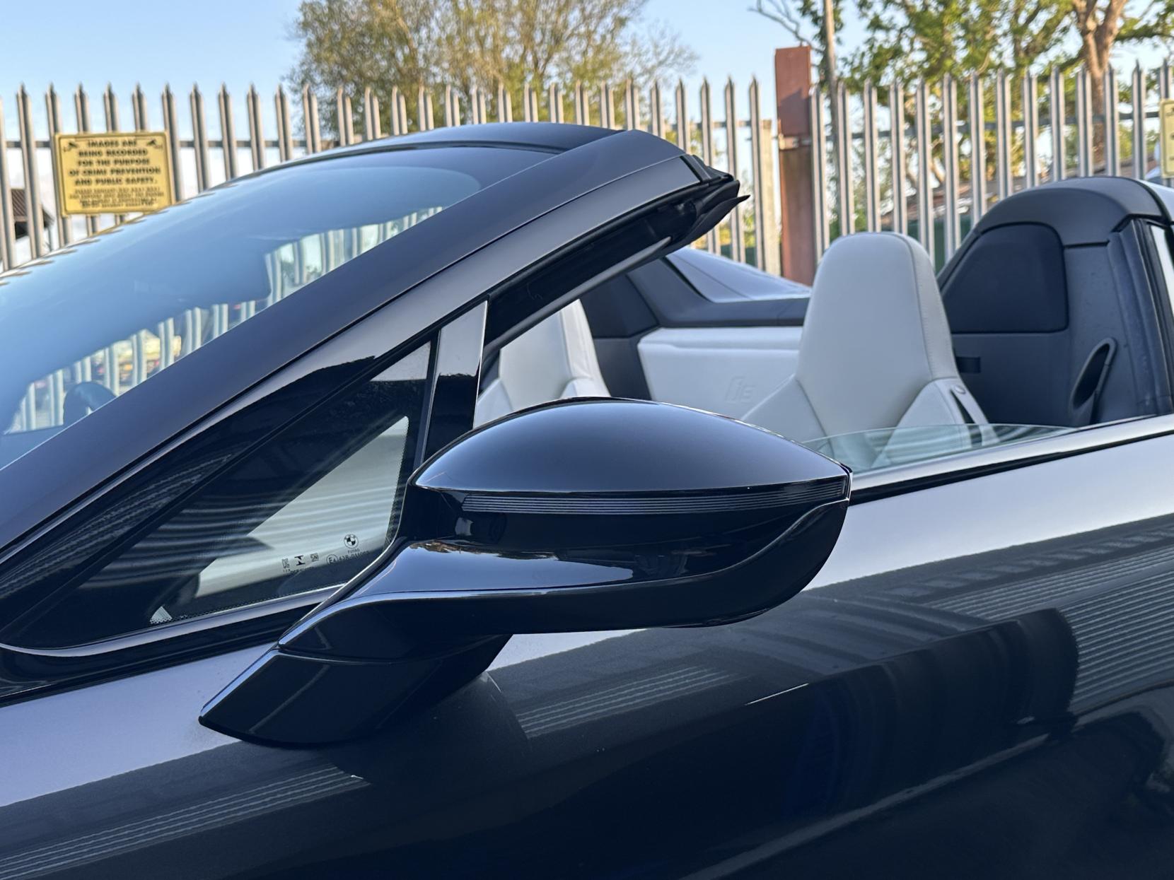 BMW i8 1.5 11.6kWh Roadster 2dr Petrol Plug-in Hybrid Auto 4WD Euro 6 (s/s) (374 ps)