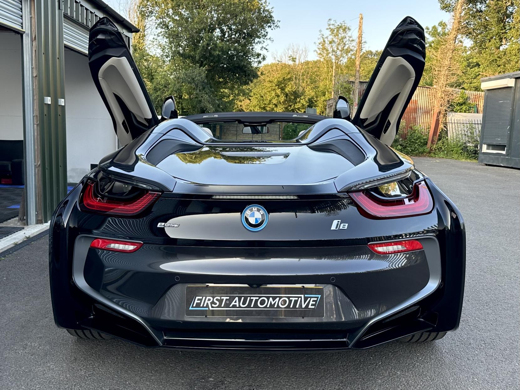 BMW i8 1.5 11.6kWh Roadster 2dr Petrol Plug-in Hybrid Auto 4WD Euro 6 (s/s) (374 ps)