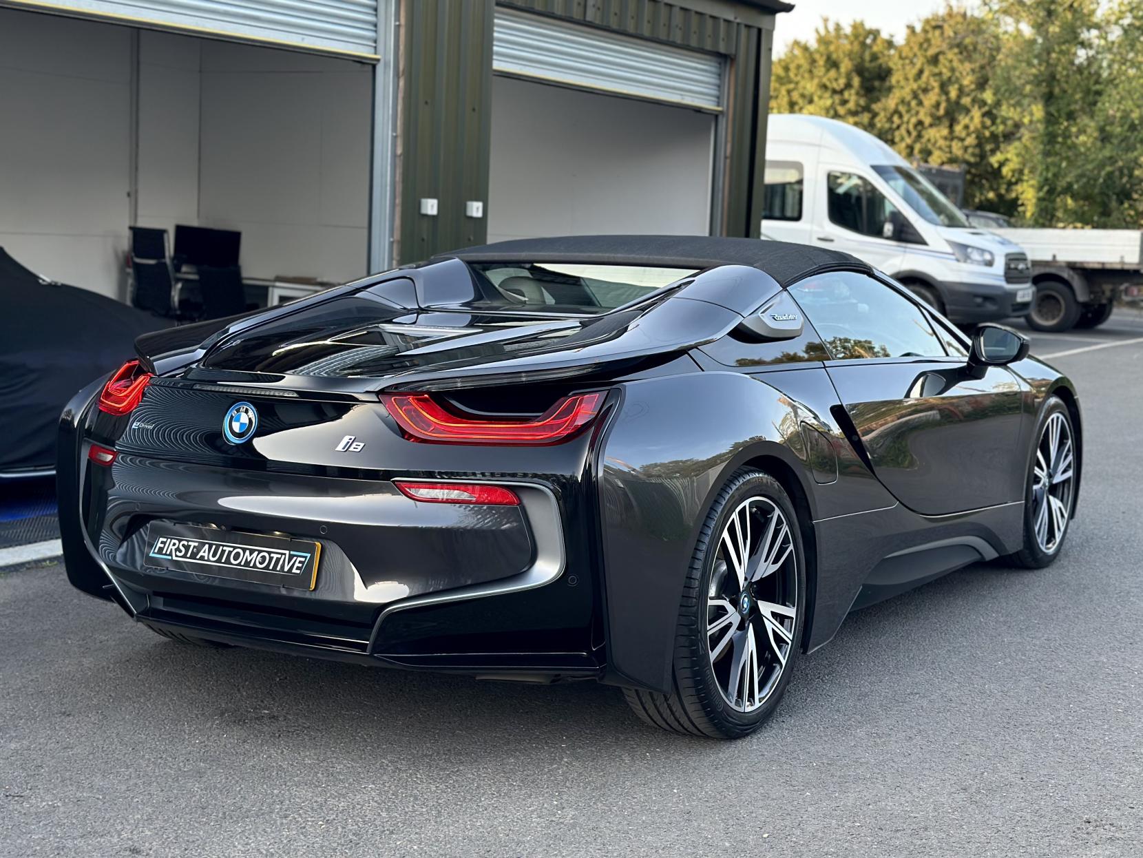BMW i8 1.5 11.6kWh Roadster 2dr Petrol Plug-in Hybrid Auto 4WD Euro 6 (s/s) (374 ps)