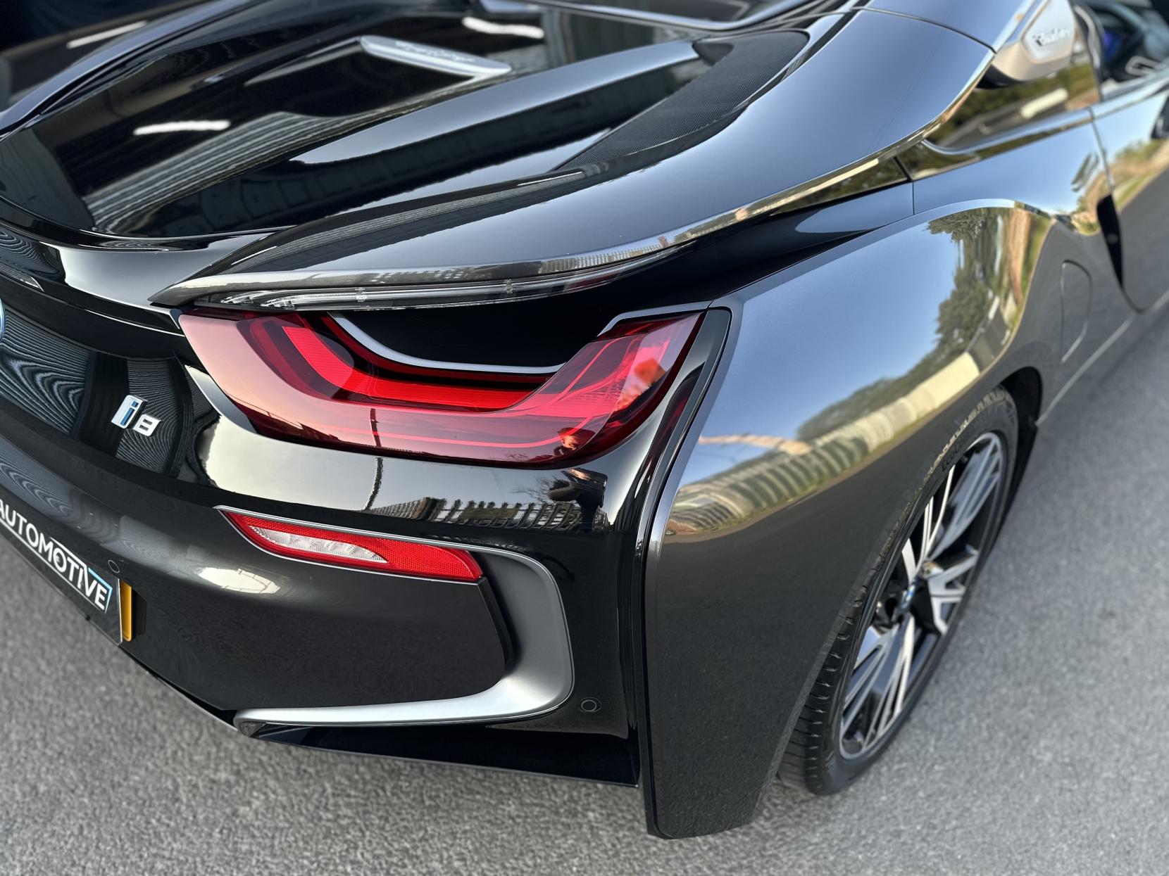 BMW i8 1.5 11.6kWh Roadster 2dr Petrol Plug-in Hybrid Auto 4WD Euro 6 (s/s) (374 ps)