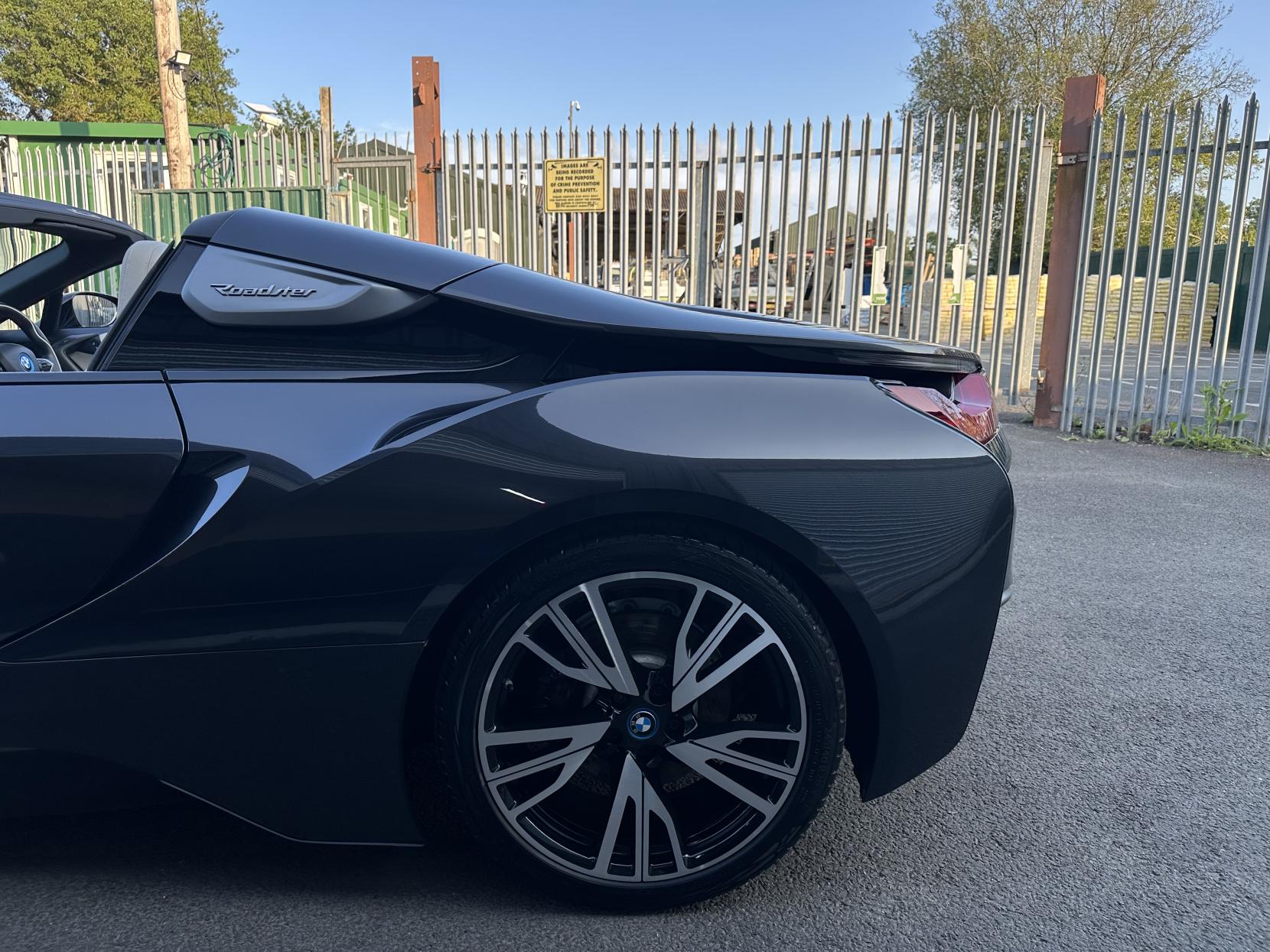 BMW i8 1.5 11.6kWh Roadster 2dr Petrol Plug-in Hybrid Auto 4WD Euro 6 (s/s) (374 ps)
