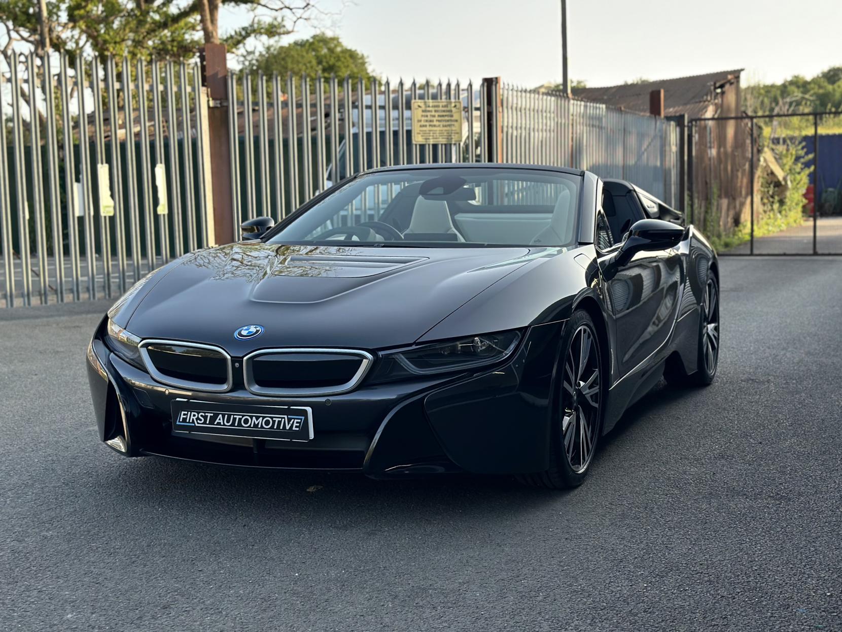BMW i8 1.5 11.6kWh Roadster 2dr Petrol Plug-in Hybrid Auto 4WD Euro 6 (s/s) (374 ps)