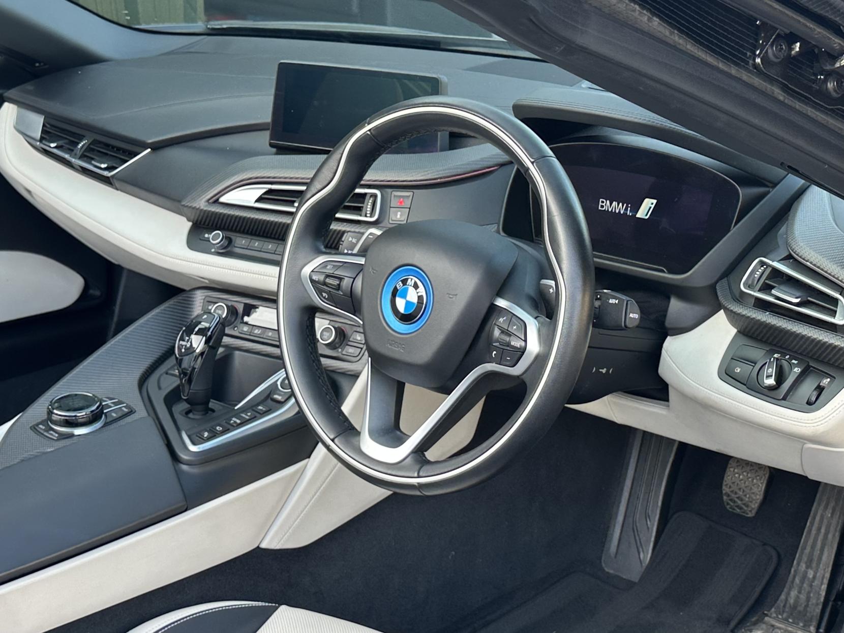 BMW i8 1.5 11.6kWh Roadster 2dr Petrol Plug-in Hybrid Auto 4WD Euro 6 (s/s) (374 ps)