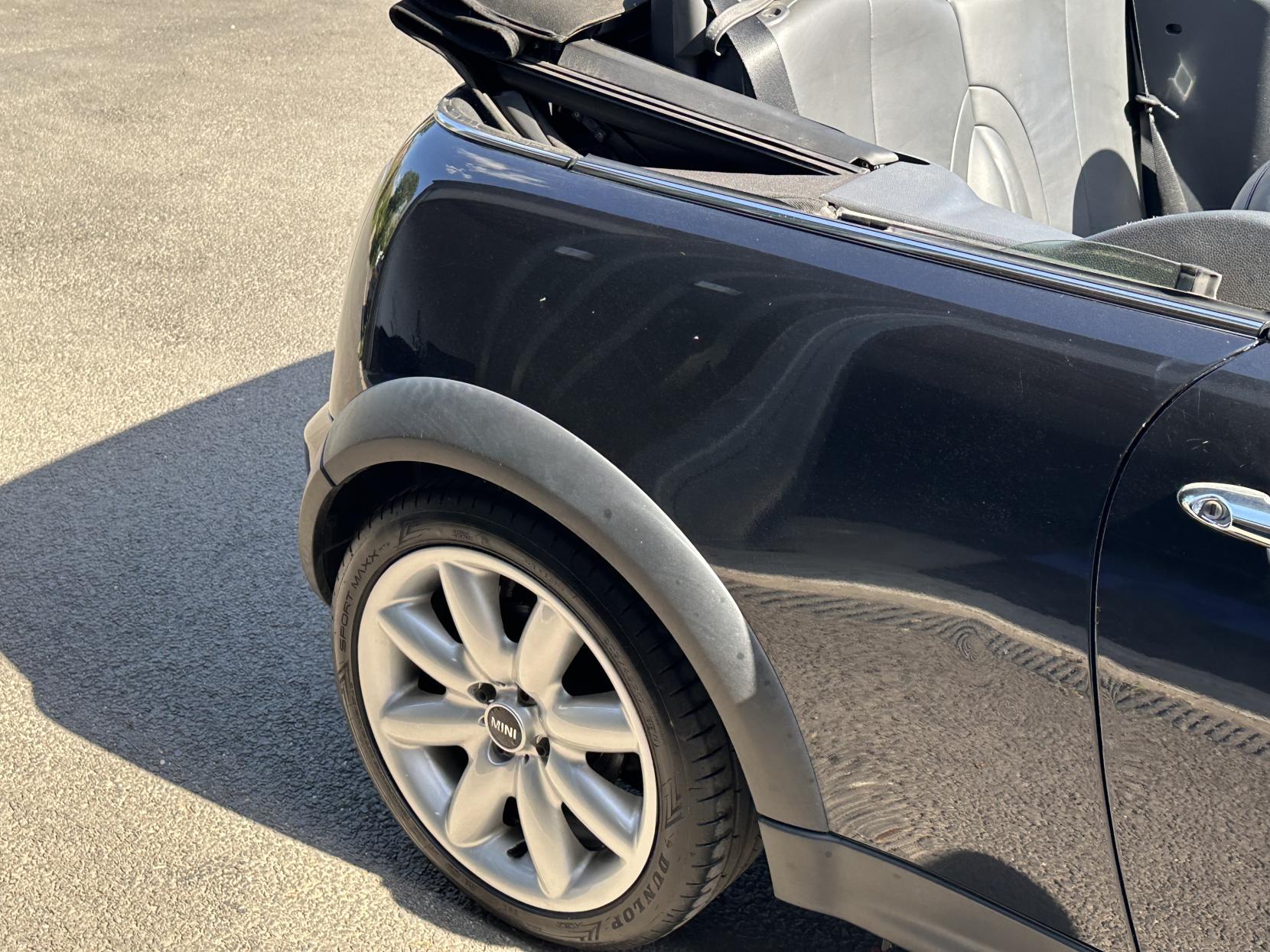 MINI Convertible 1.6 Cooper S Convertible 2dr Petrol Manual Euro 4 (163 bhp)