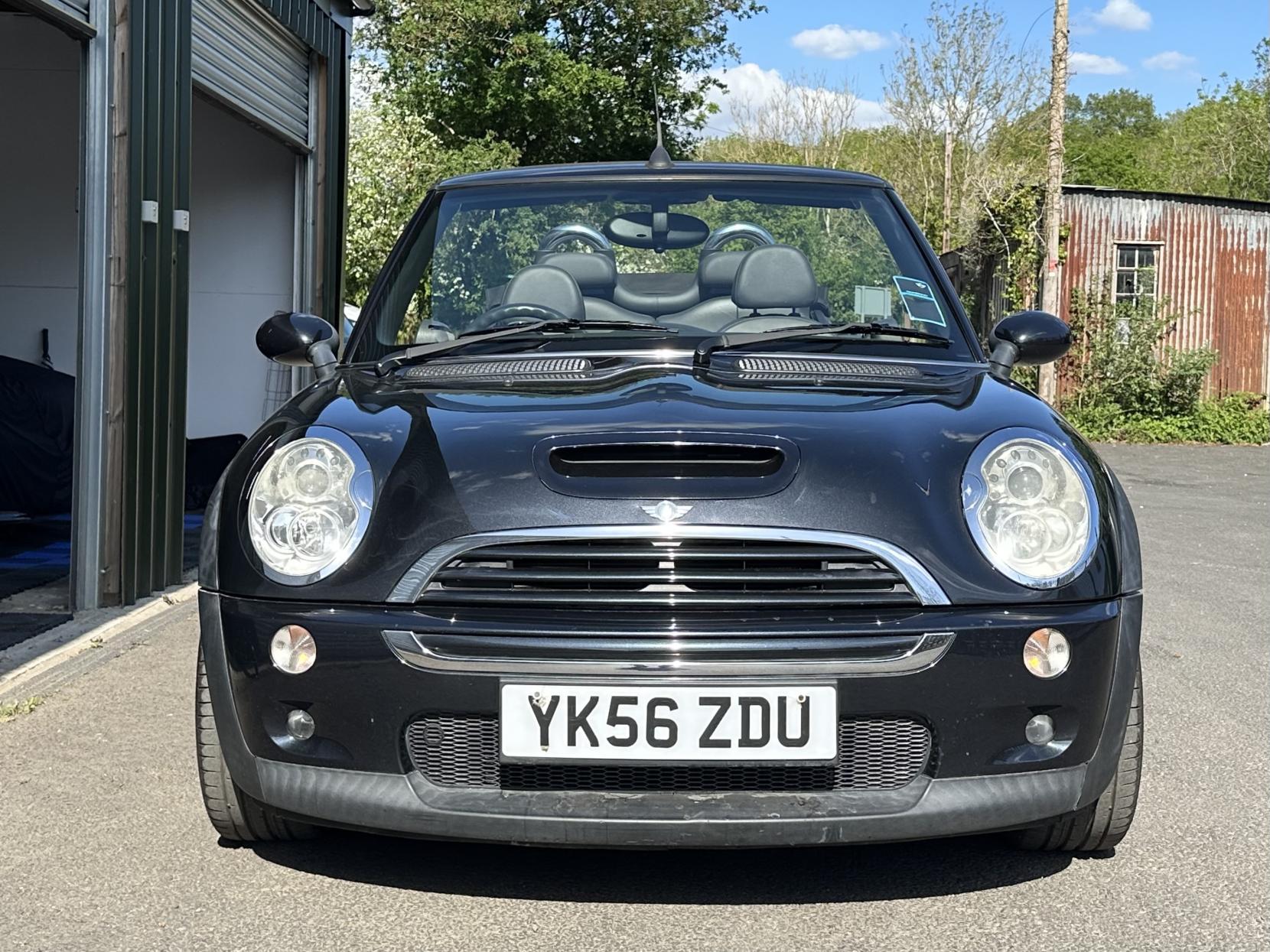 MINI Convertible 1.6 Cooper S Convertible 2dr Petrol Manual Euro 4 (163 bhp)