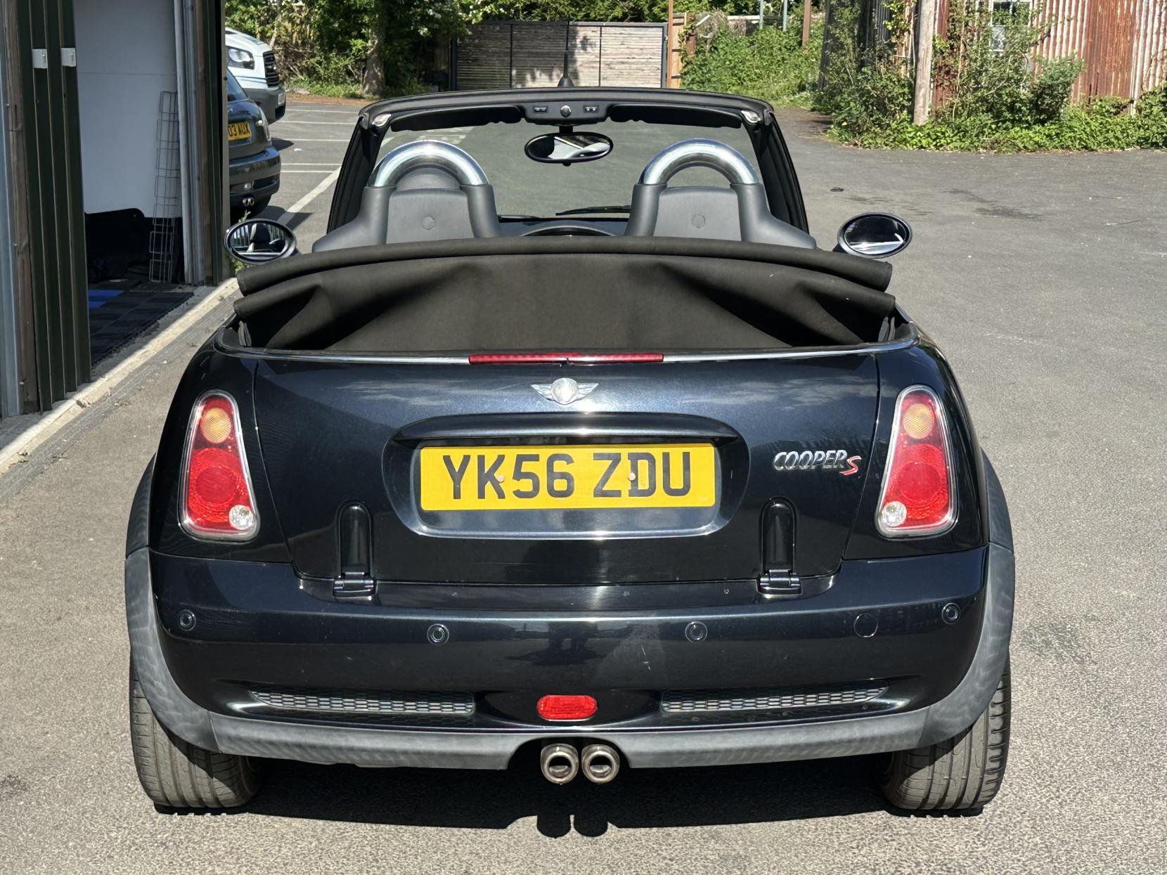 MINI Convertible 1.6 Cooper S Convertible 2dr Petrol Manual Euro 4 (163 bhp)