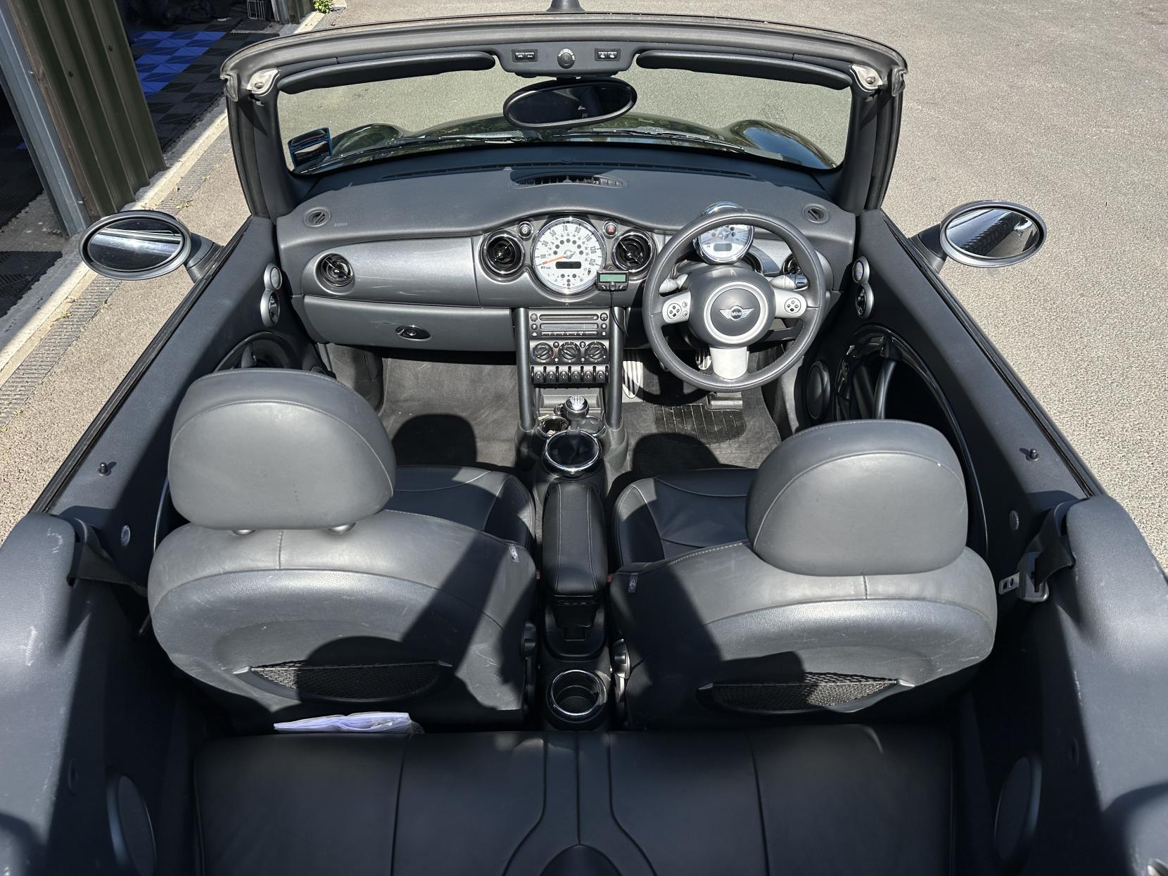 MINI Convertible 1.6 Cooper S Convertible 2dr Petrol Manual Euro 4 (163 bhp)