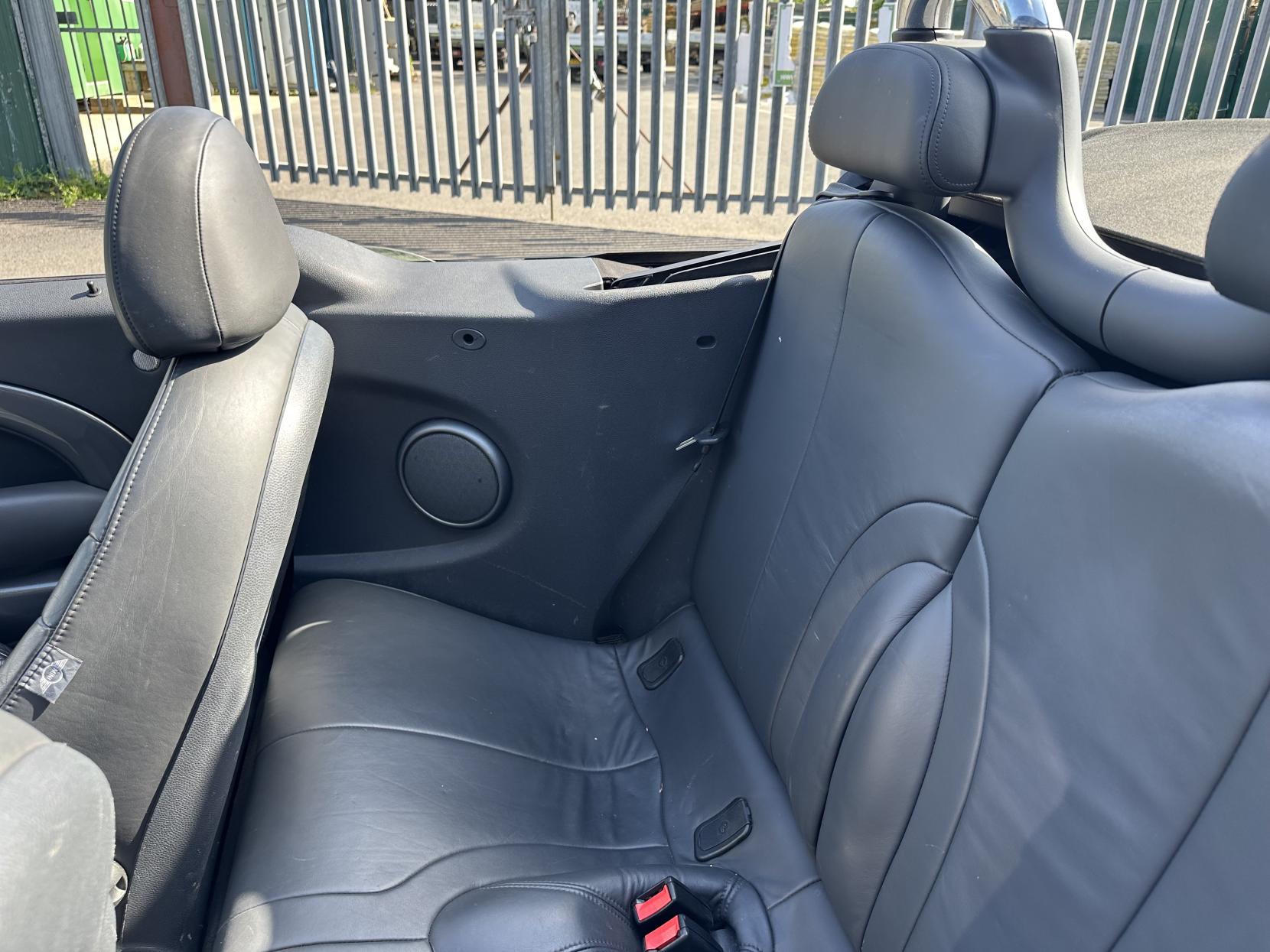 MINI Convertible 1.6 Cooper S Convertible 2dr Petrol Manual Euro 4 (163 bhp)