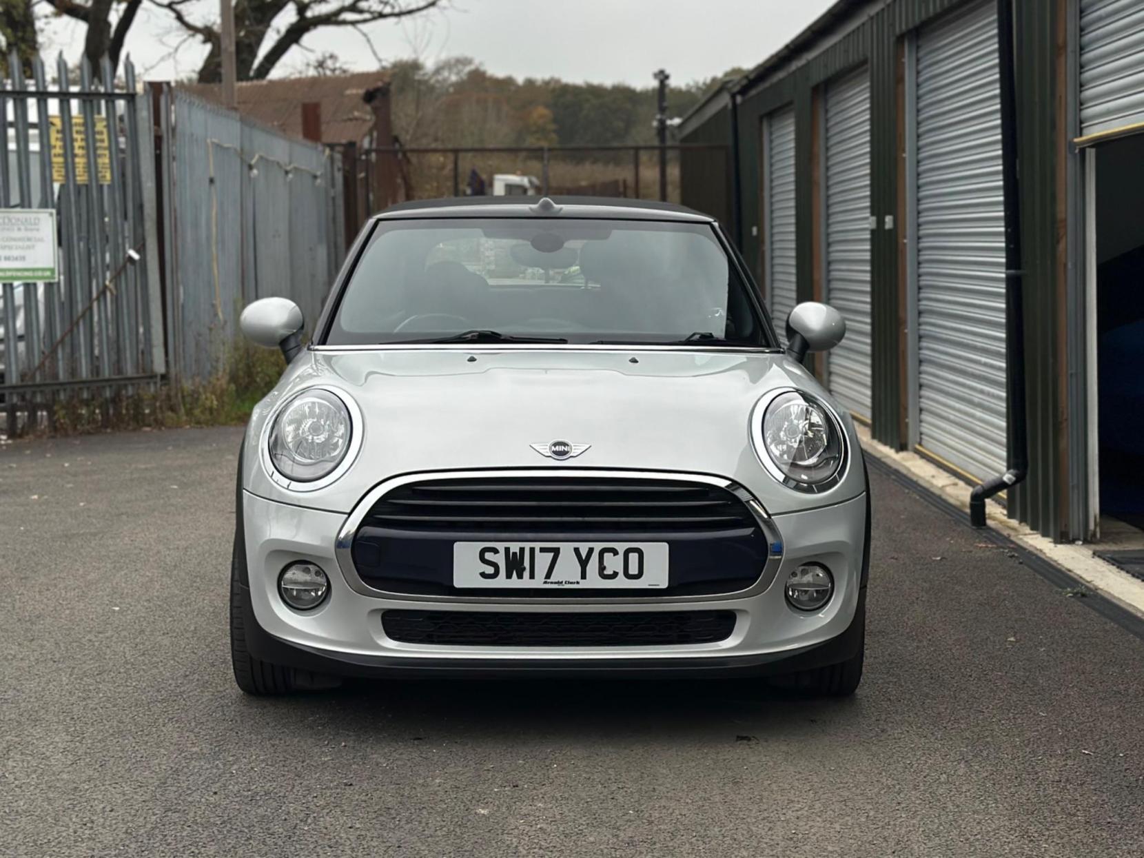 MINI Convertible 1.5 Cooper Auto Euro 6 (s/s) 2dr